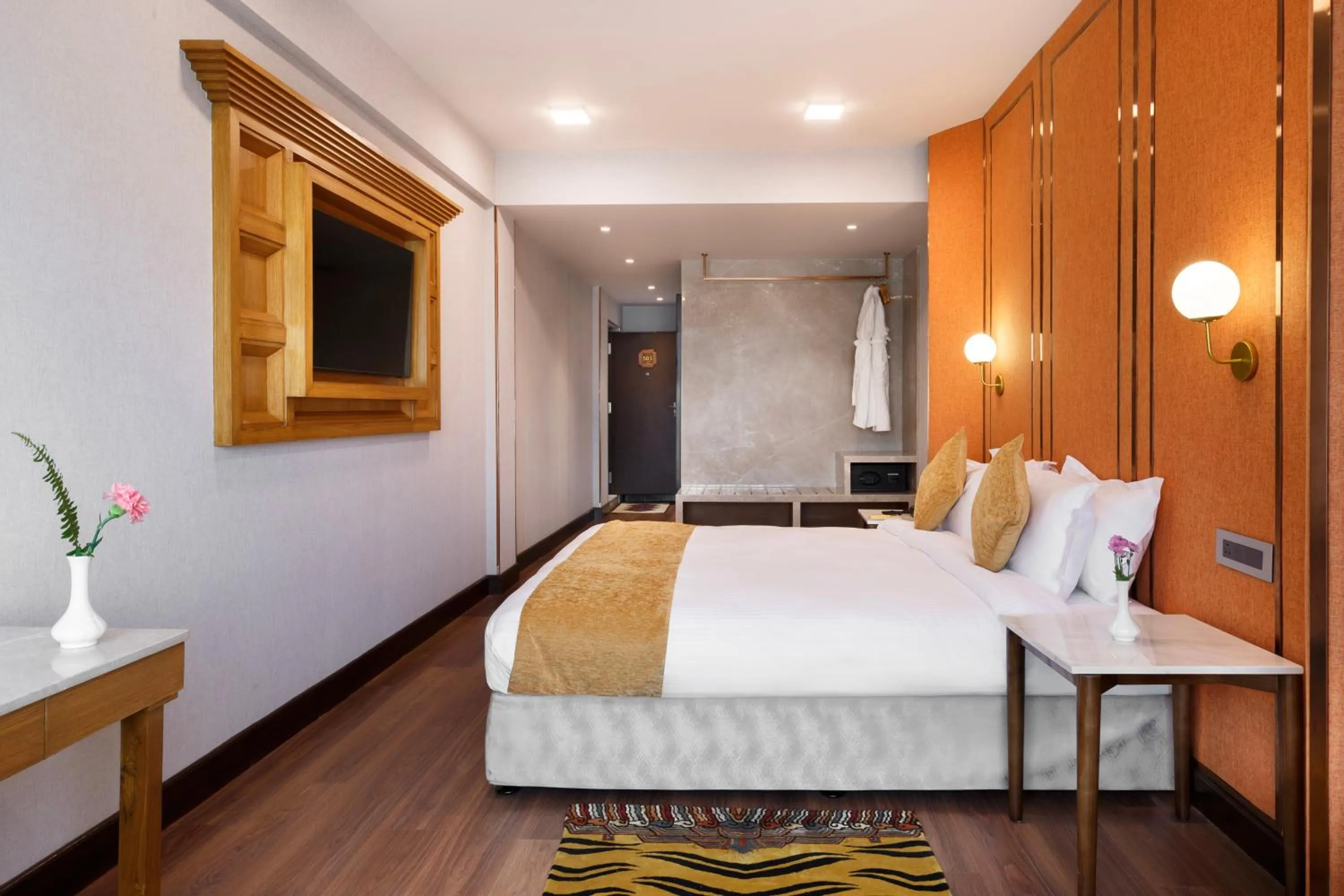 Photo of the whole room, Bed in Hotel Tibet