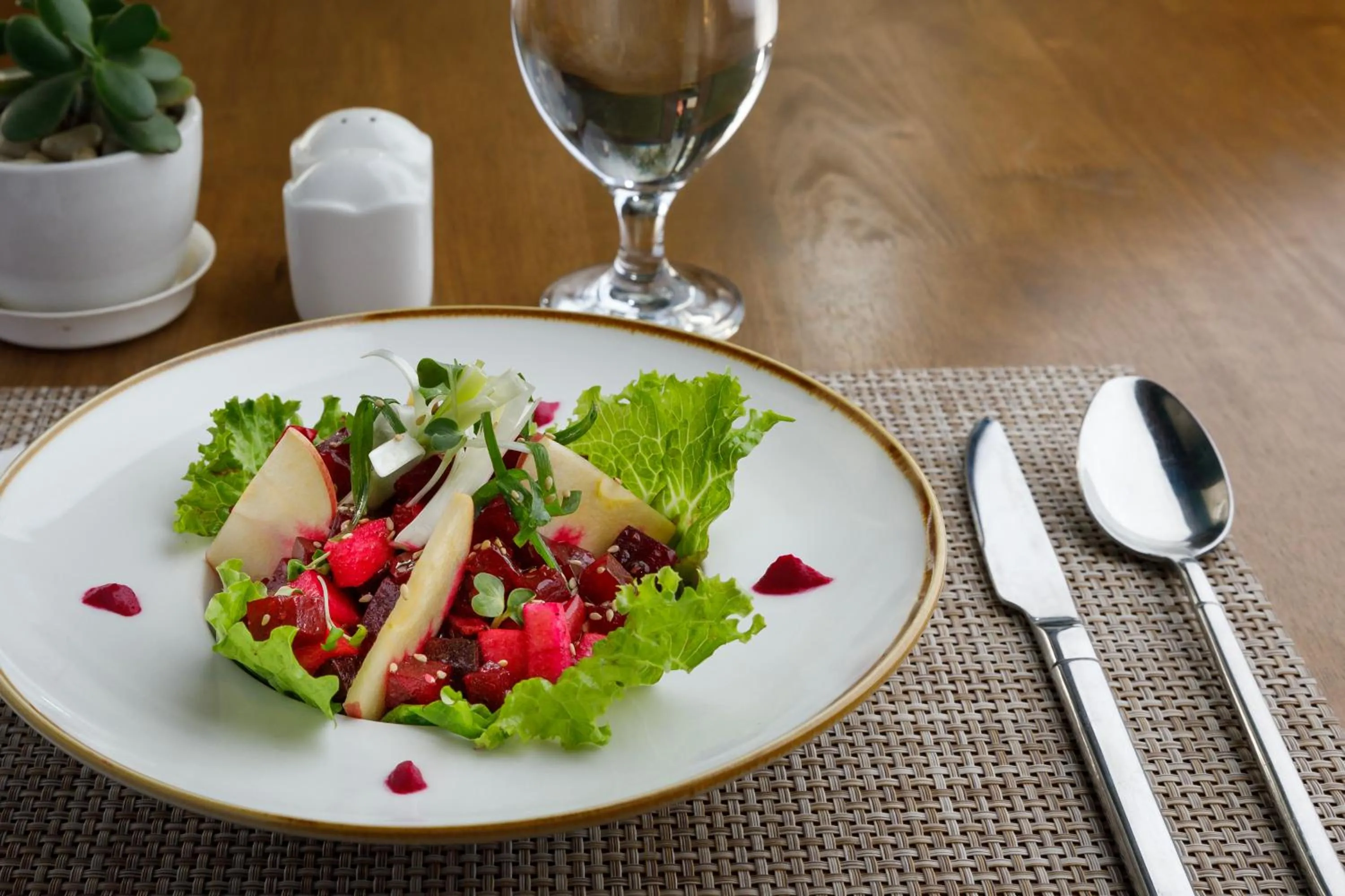 Food and drinks in Hotel Tibet