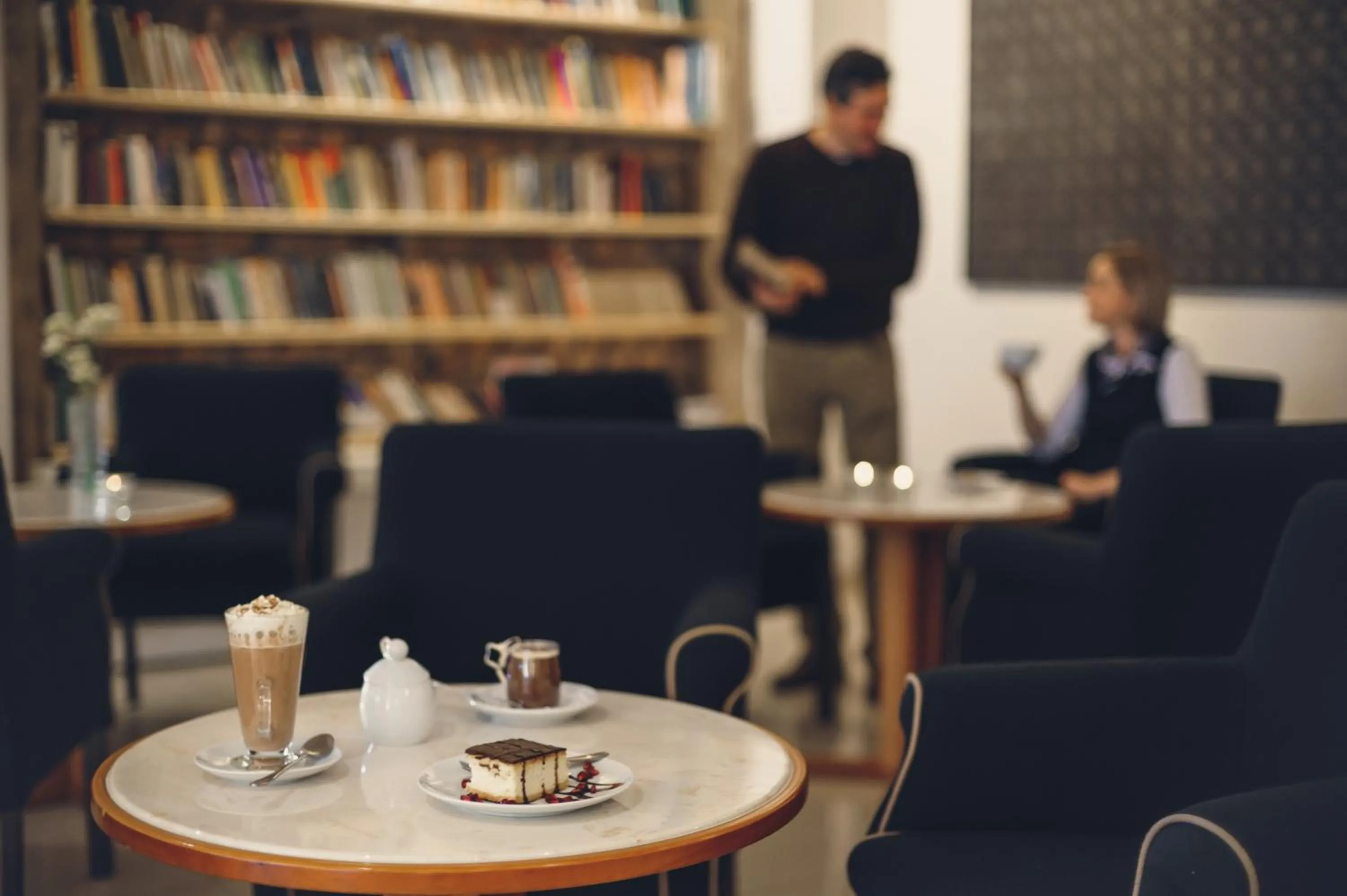 Library in Impresja Art Resort