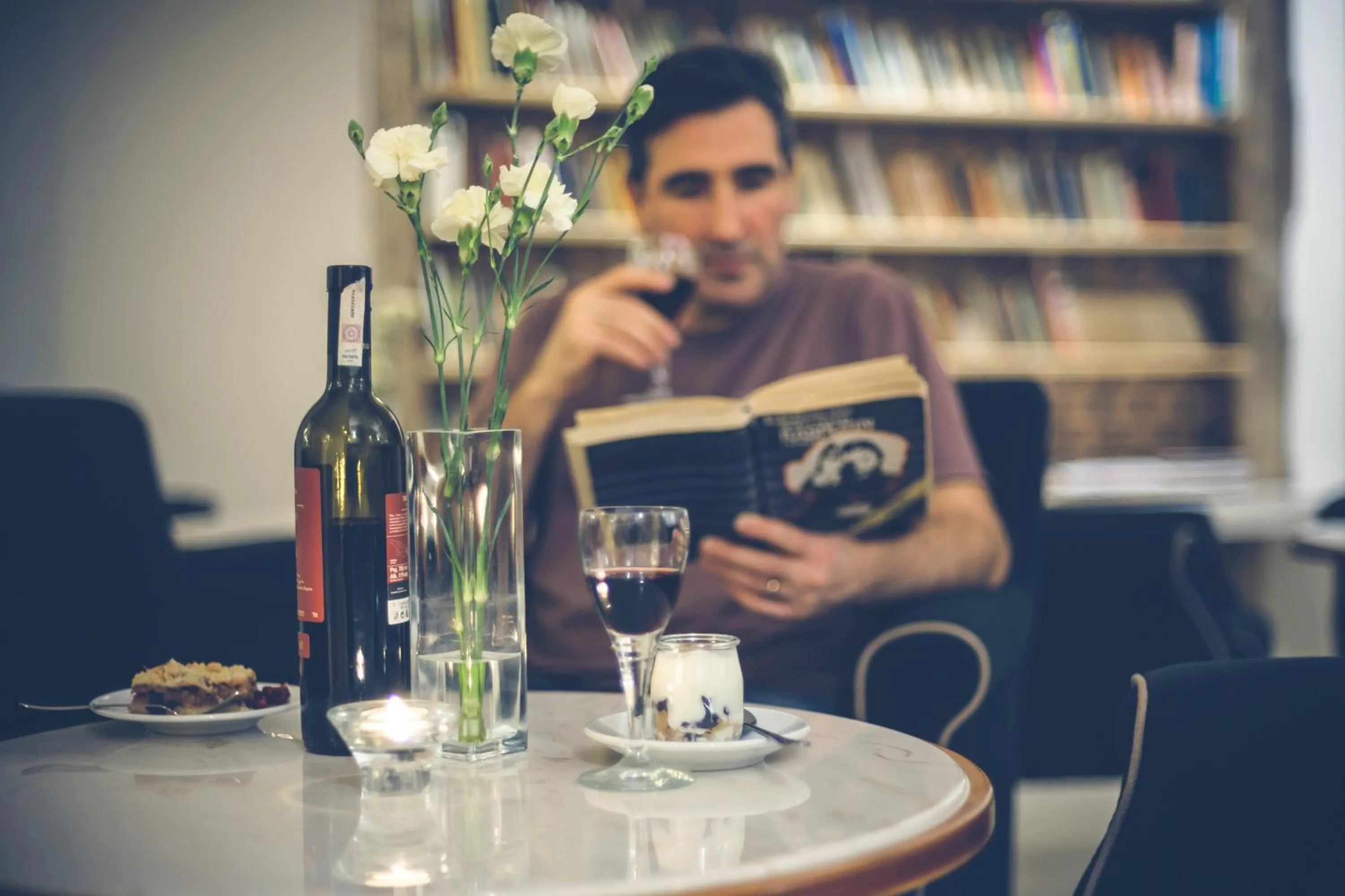 People in Impresja Art Resort