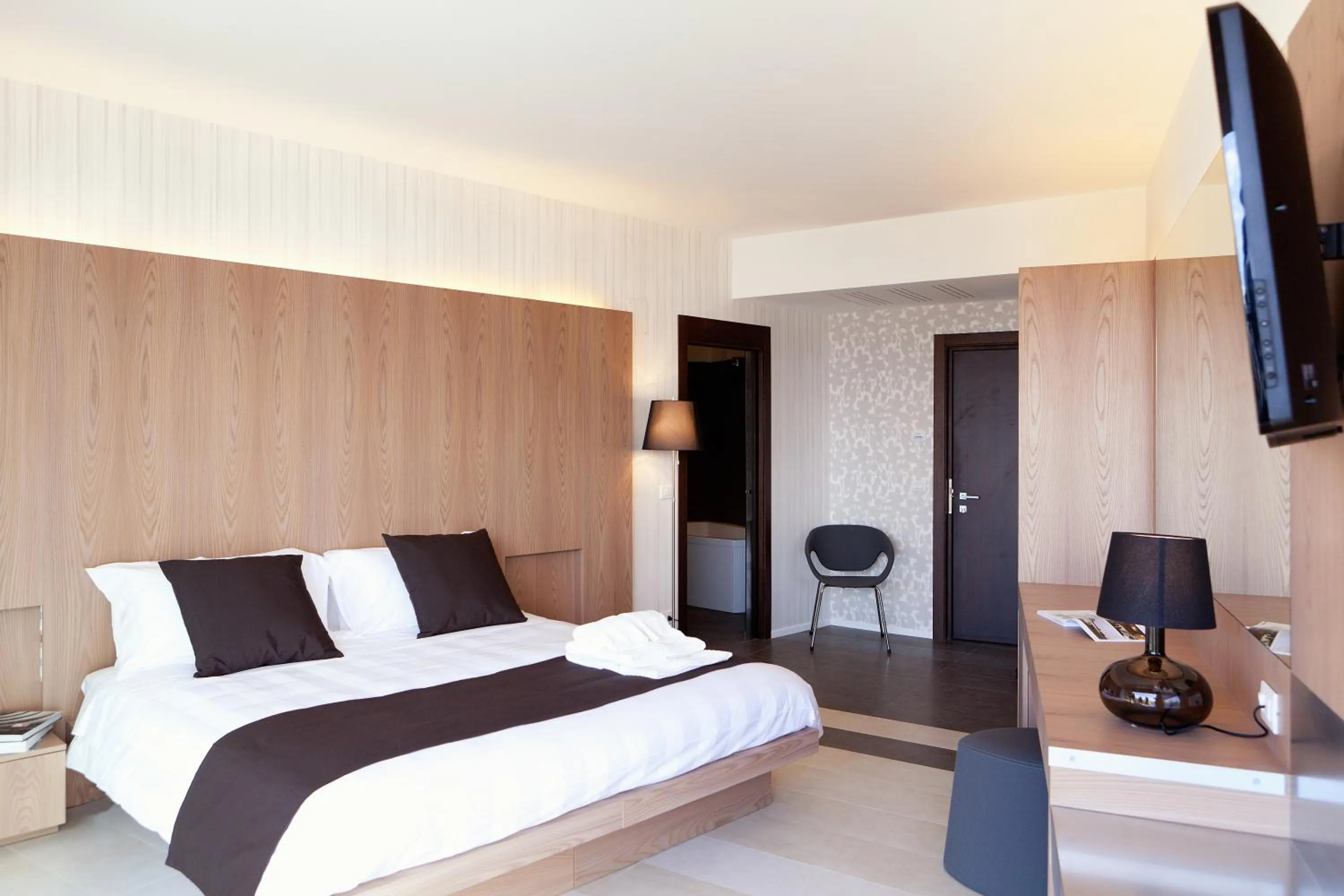 Photo of the whole room, Bed in Eolian Milazzo Hotel