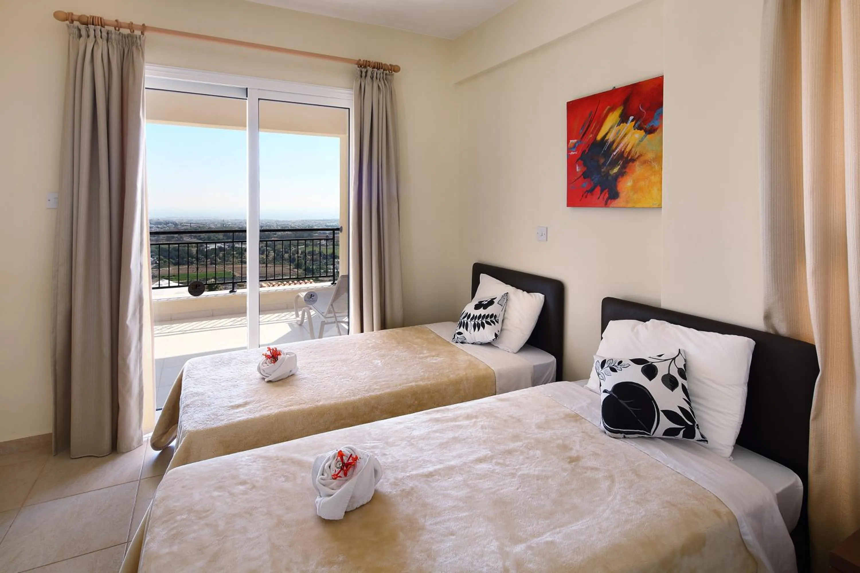 Day, Bed in Club St. George