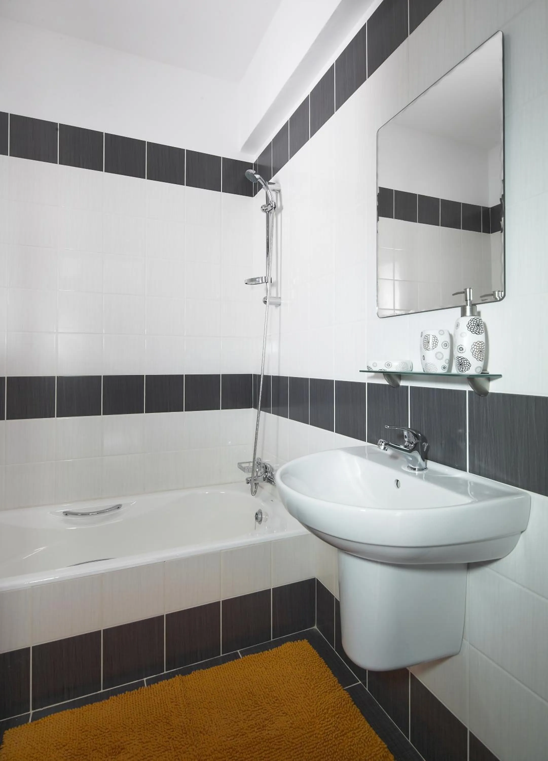 Toilet in Club St. George