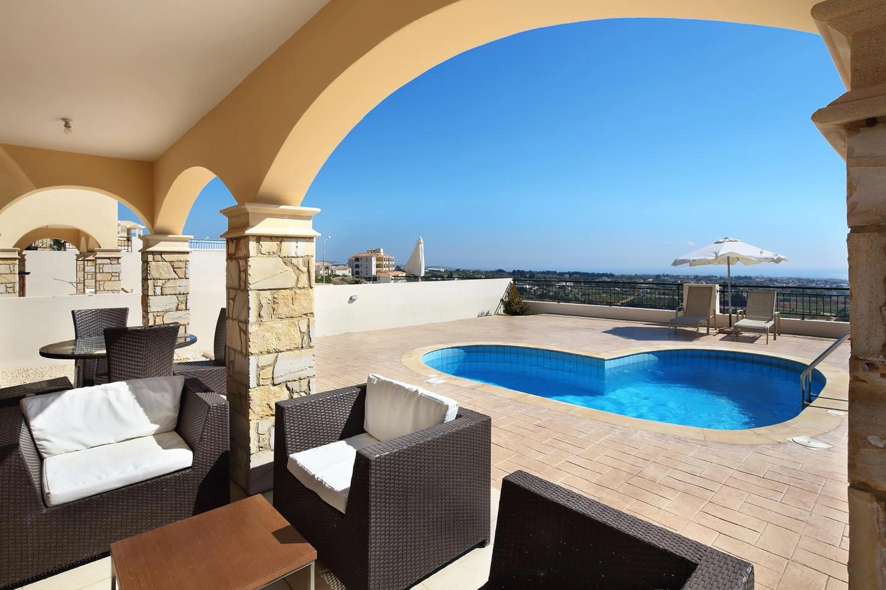 Day in Club St. George