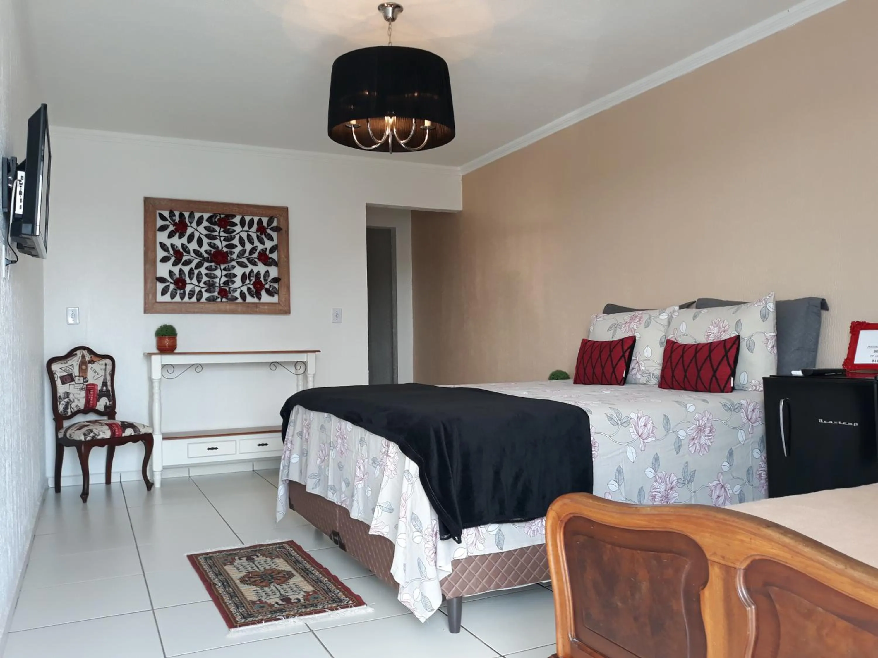 Pousada Cris Garden Bed&Breakfast