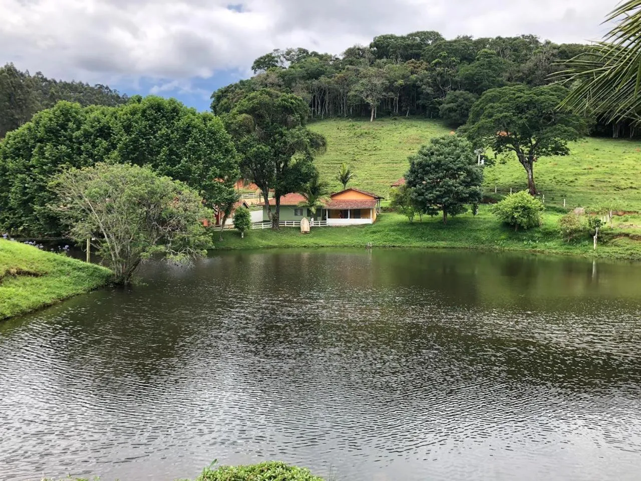 Property building in Fazenda Chico Pereira