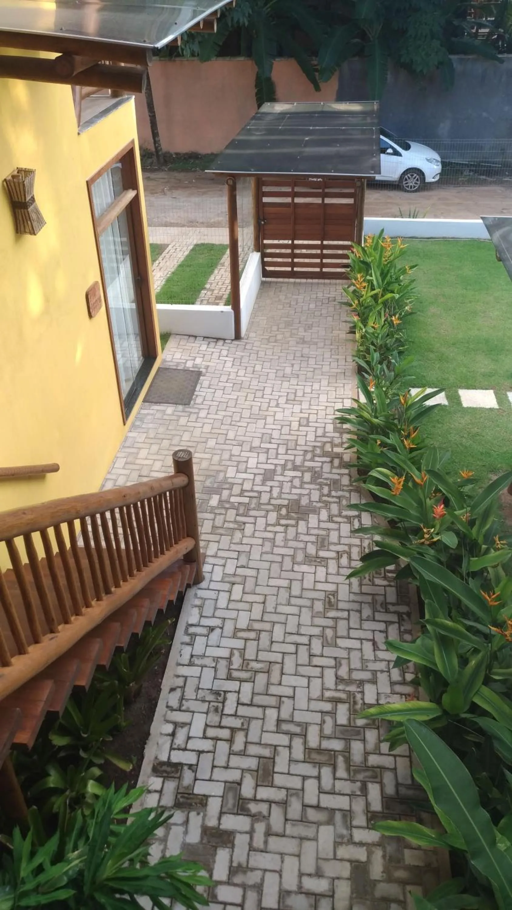 Facade/entrance in Conchas do Mar Residence