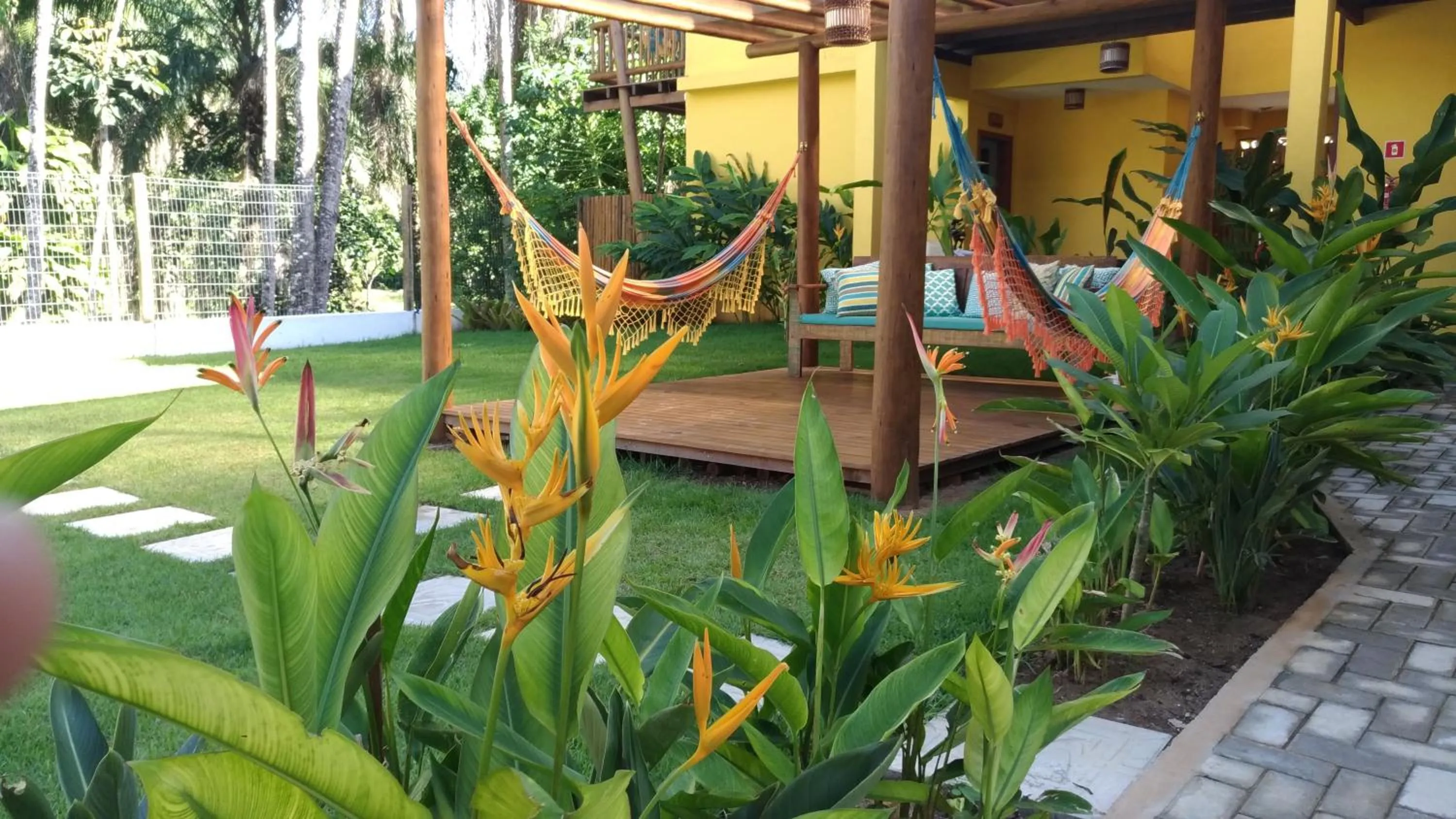 Garden in Conchas do Mar Residence