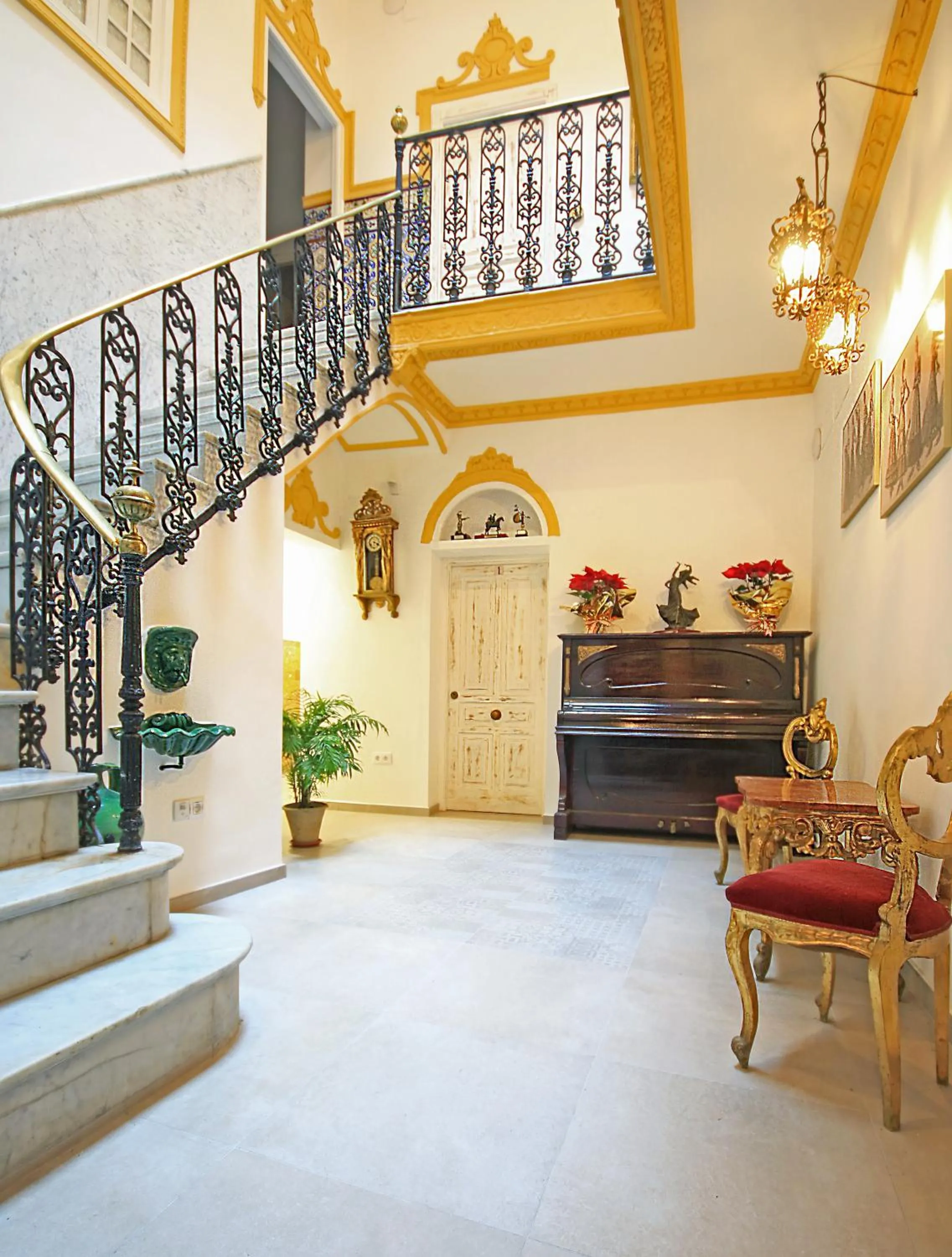 Palace House Hércules Apartments