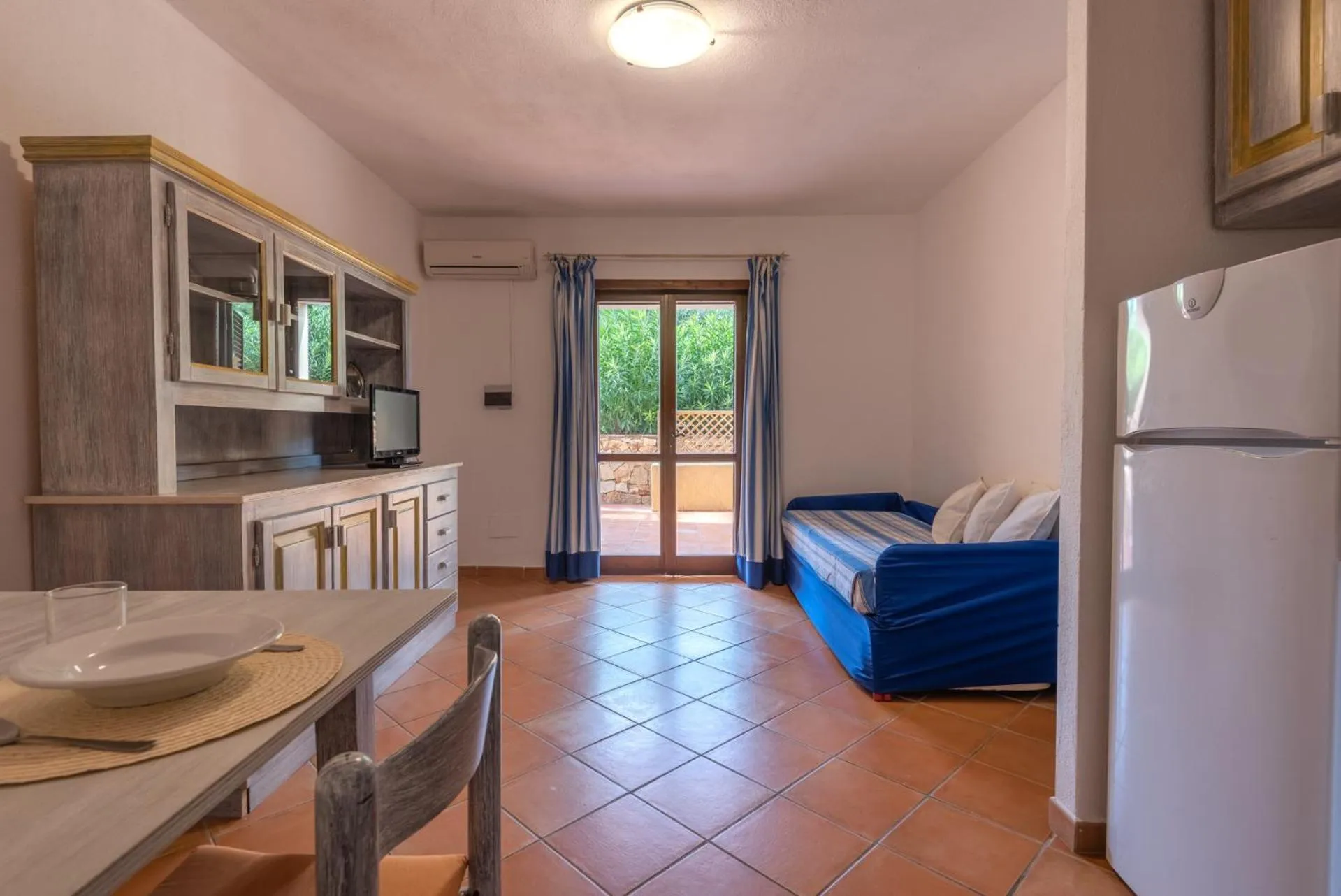 Living room in Baia de Bahas Residence