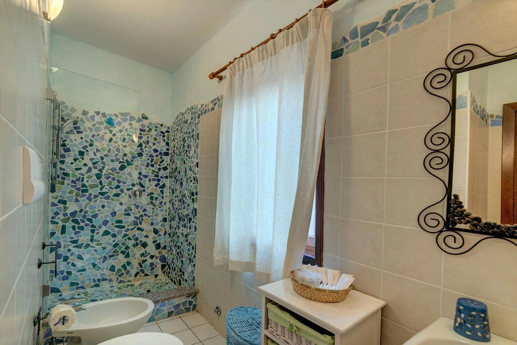 Bathroom in Baia de Bahas Residence