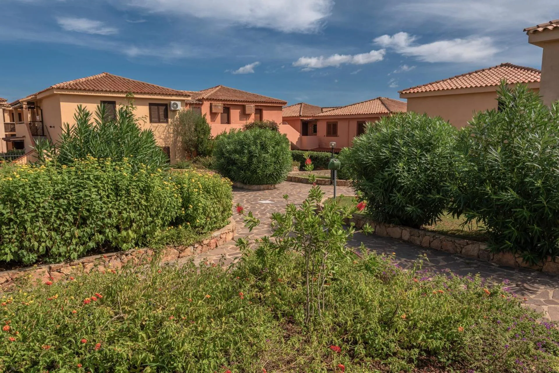 Property building in Baia de Bahas Residence