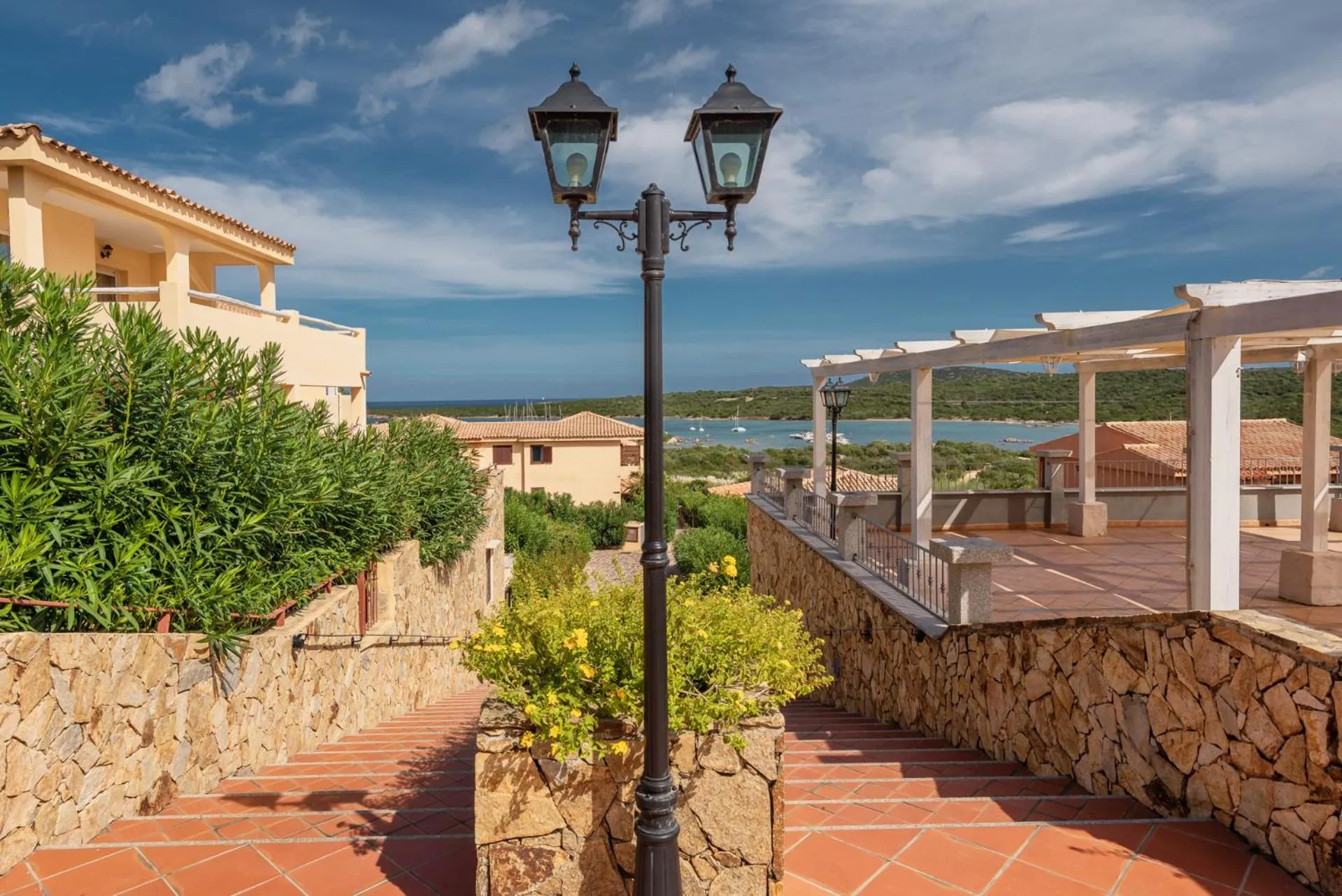 Property building in Baia de Bahas Residence