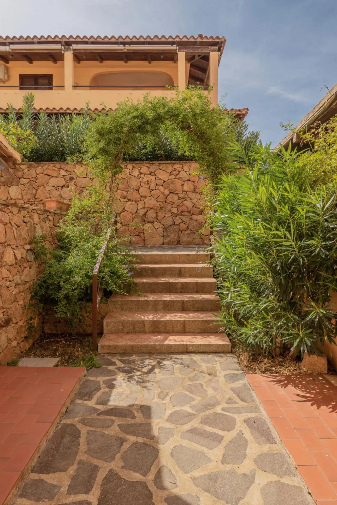 Garden in Baia de Bahas Residence