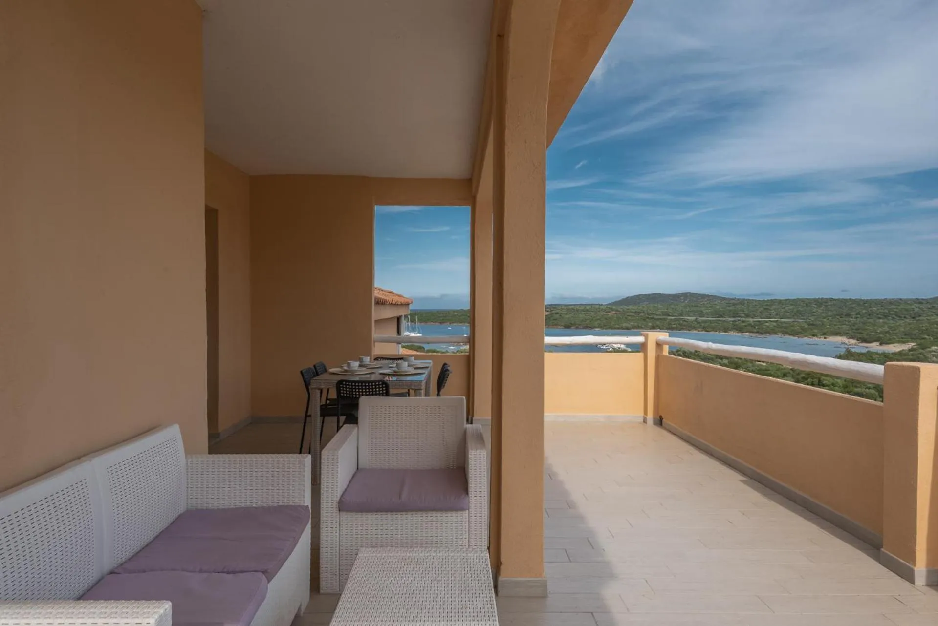 Balcony/Terrace in Baia de Bahas Residence