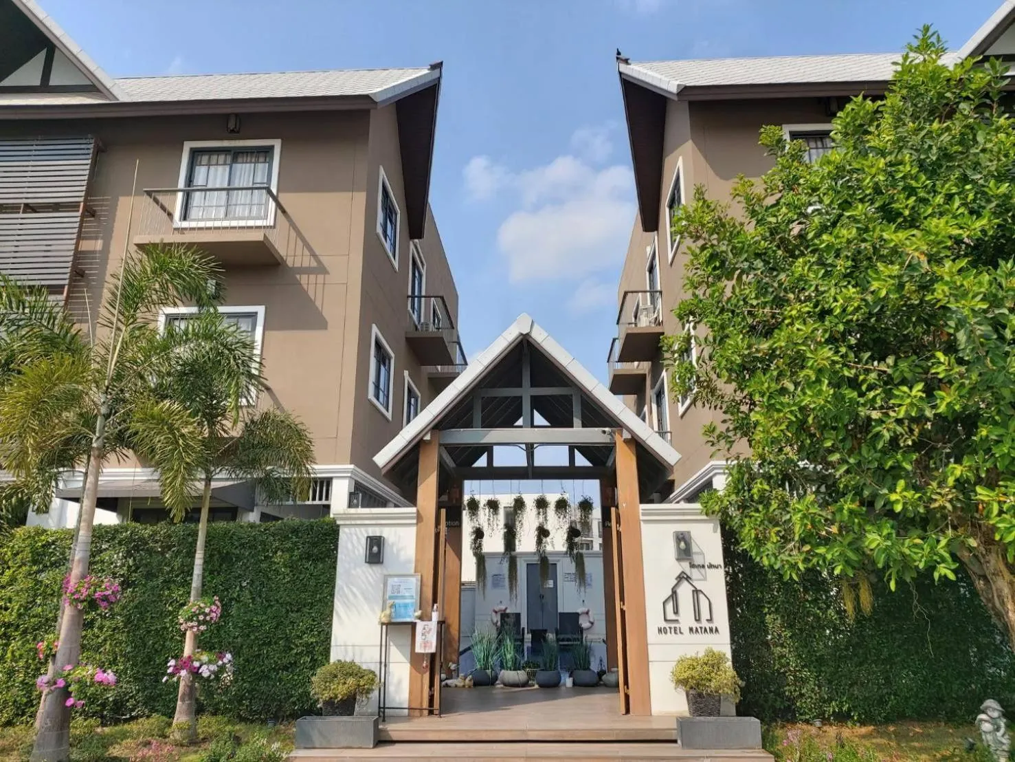 Property building in Hotel Matana
