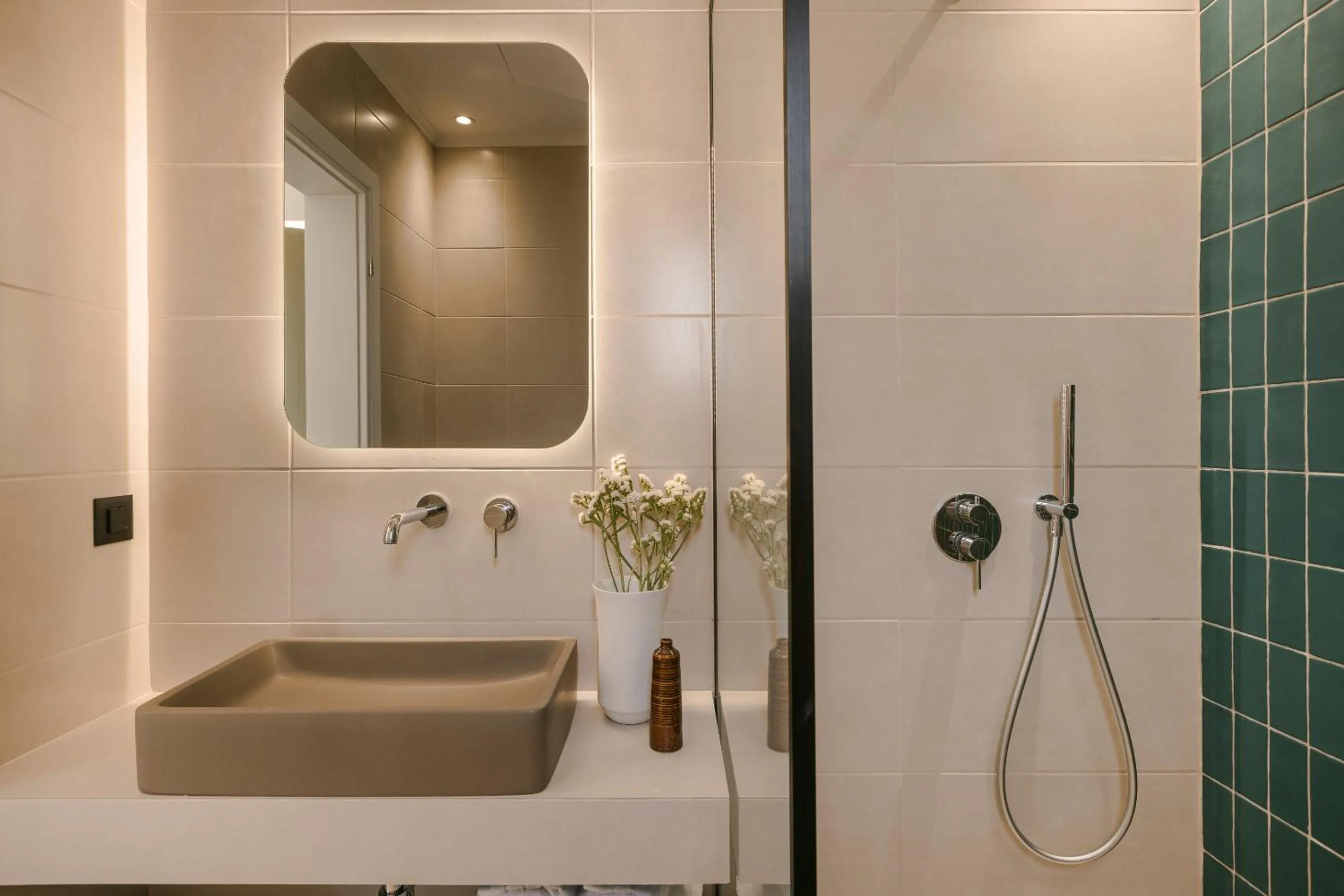 Shower in Rodi Studios