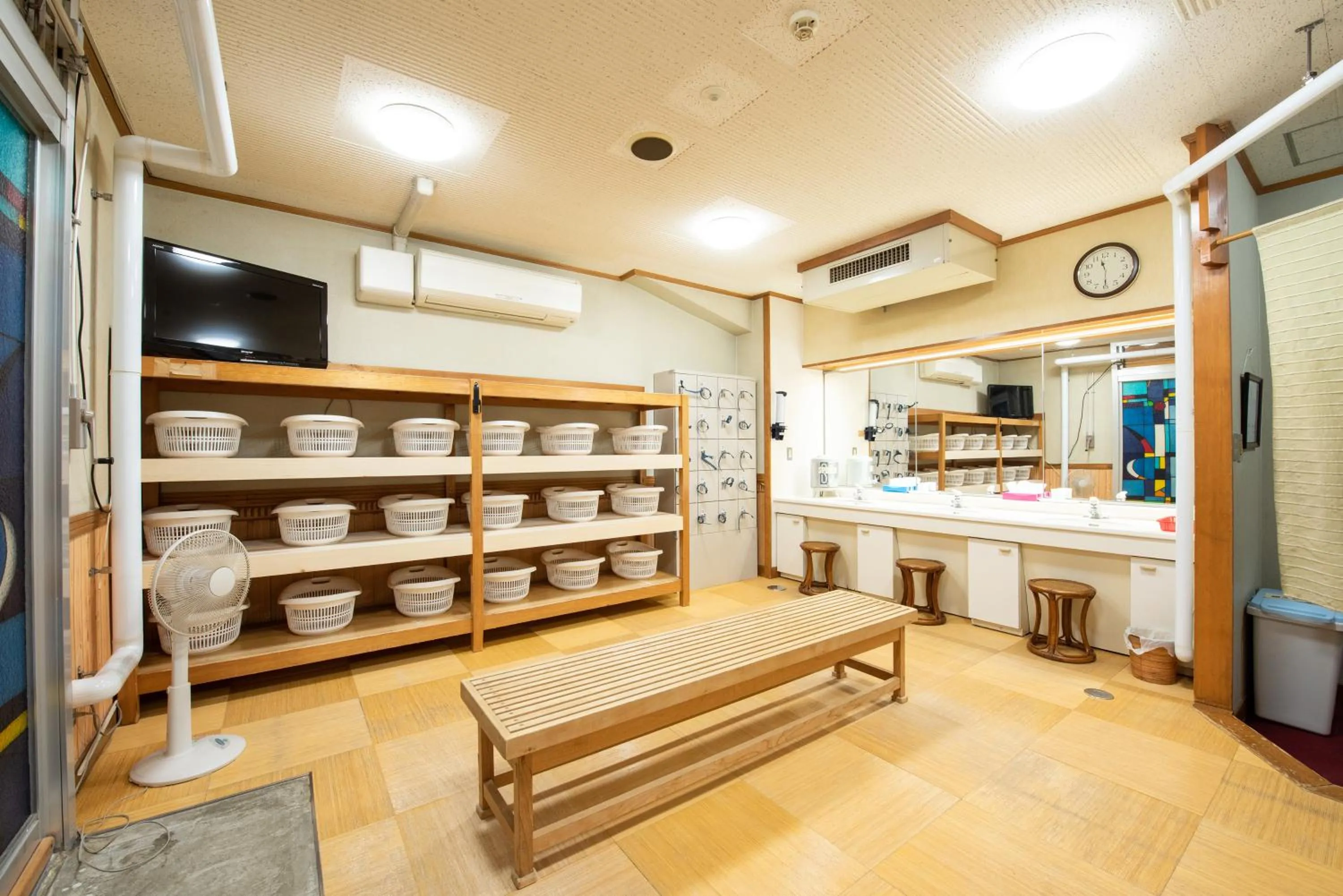 Public Bath in Eboshiso