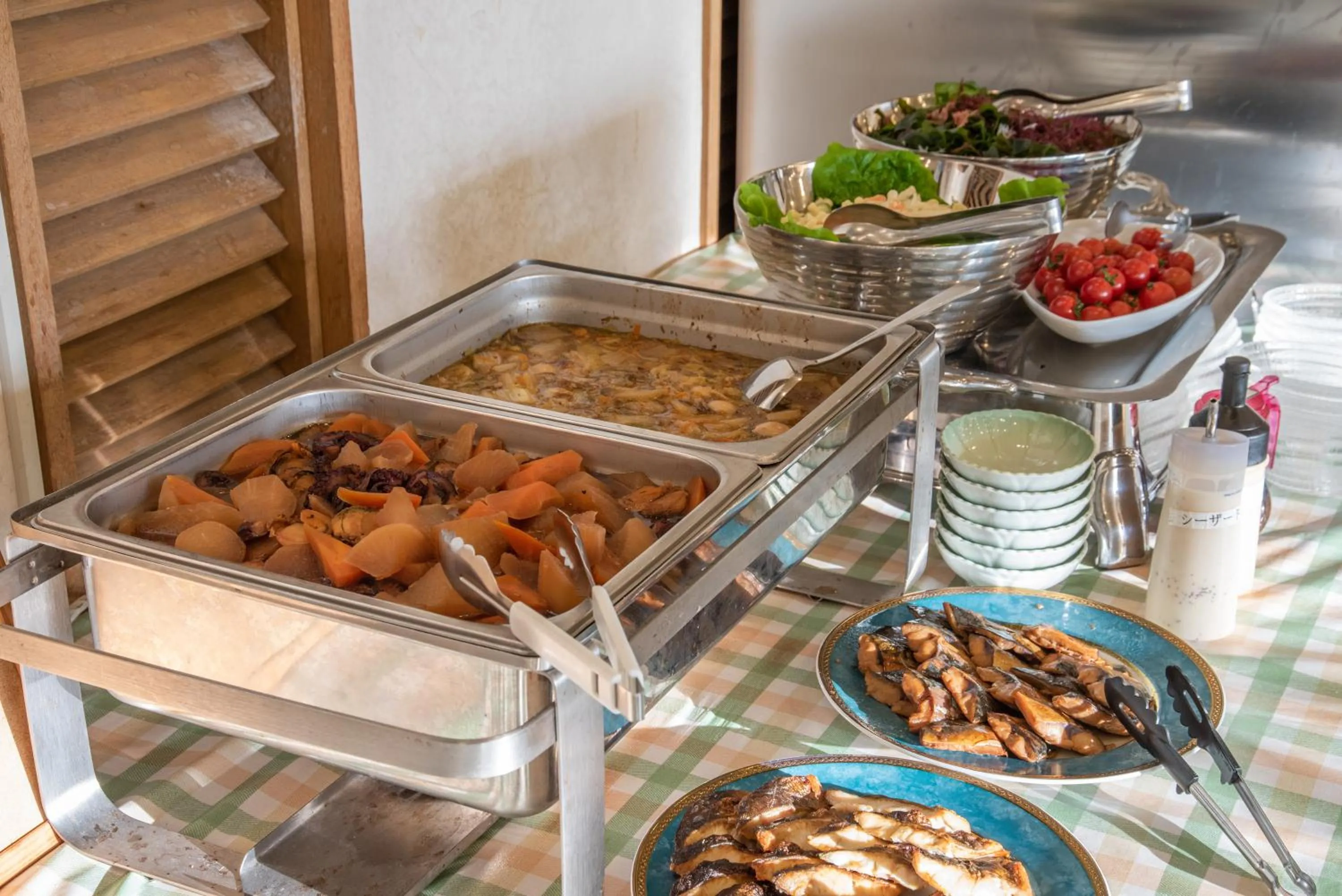 Buffet breakfast in Eboshiso