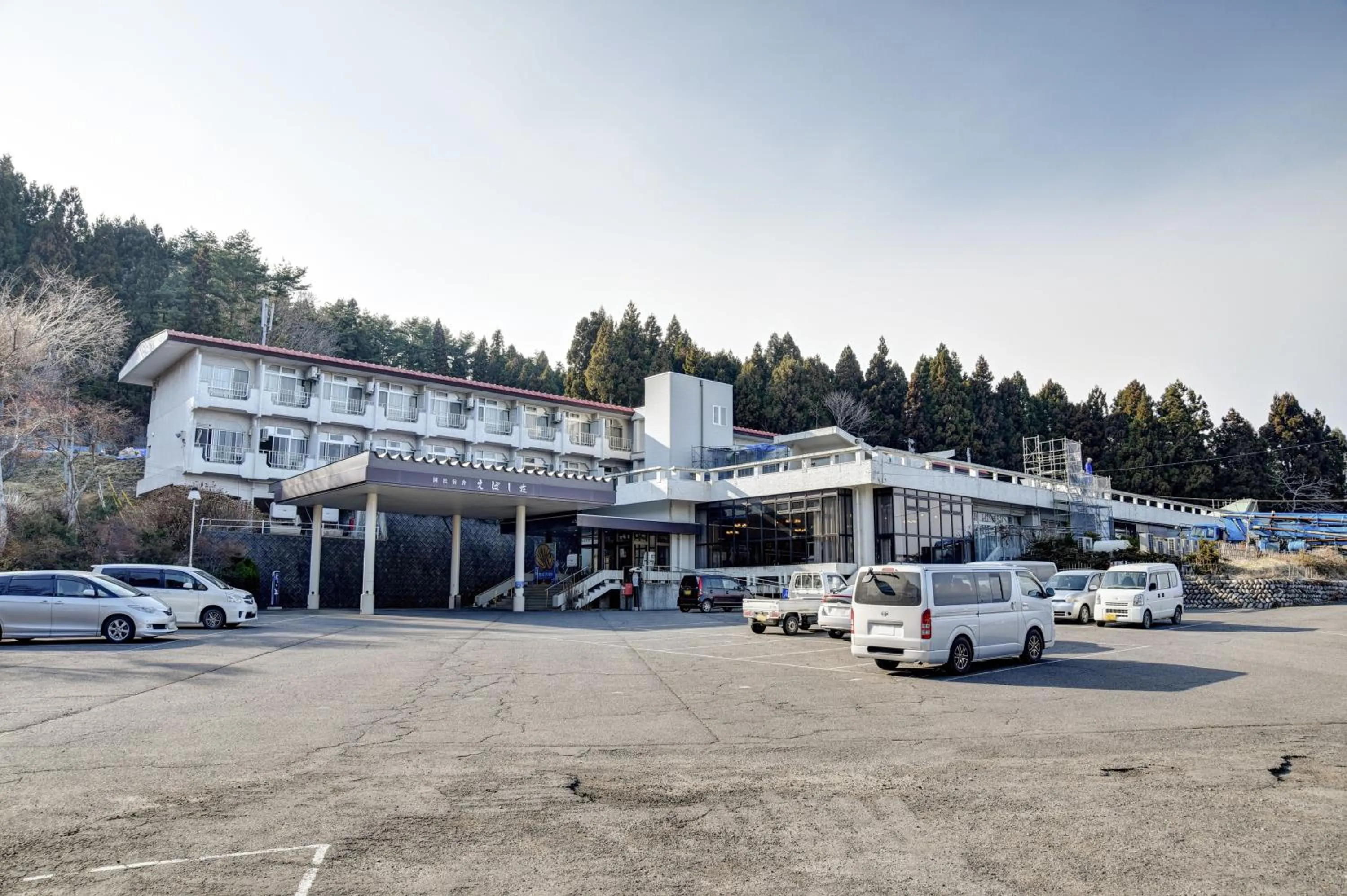 Property building in Eboshiso