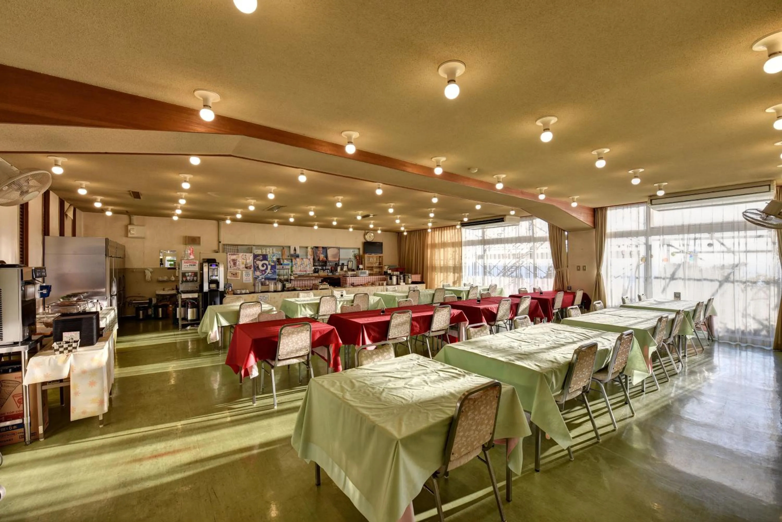 Restaurant/places to eat in Eboshiso