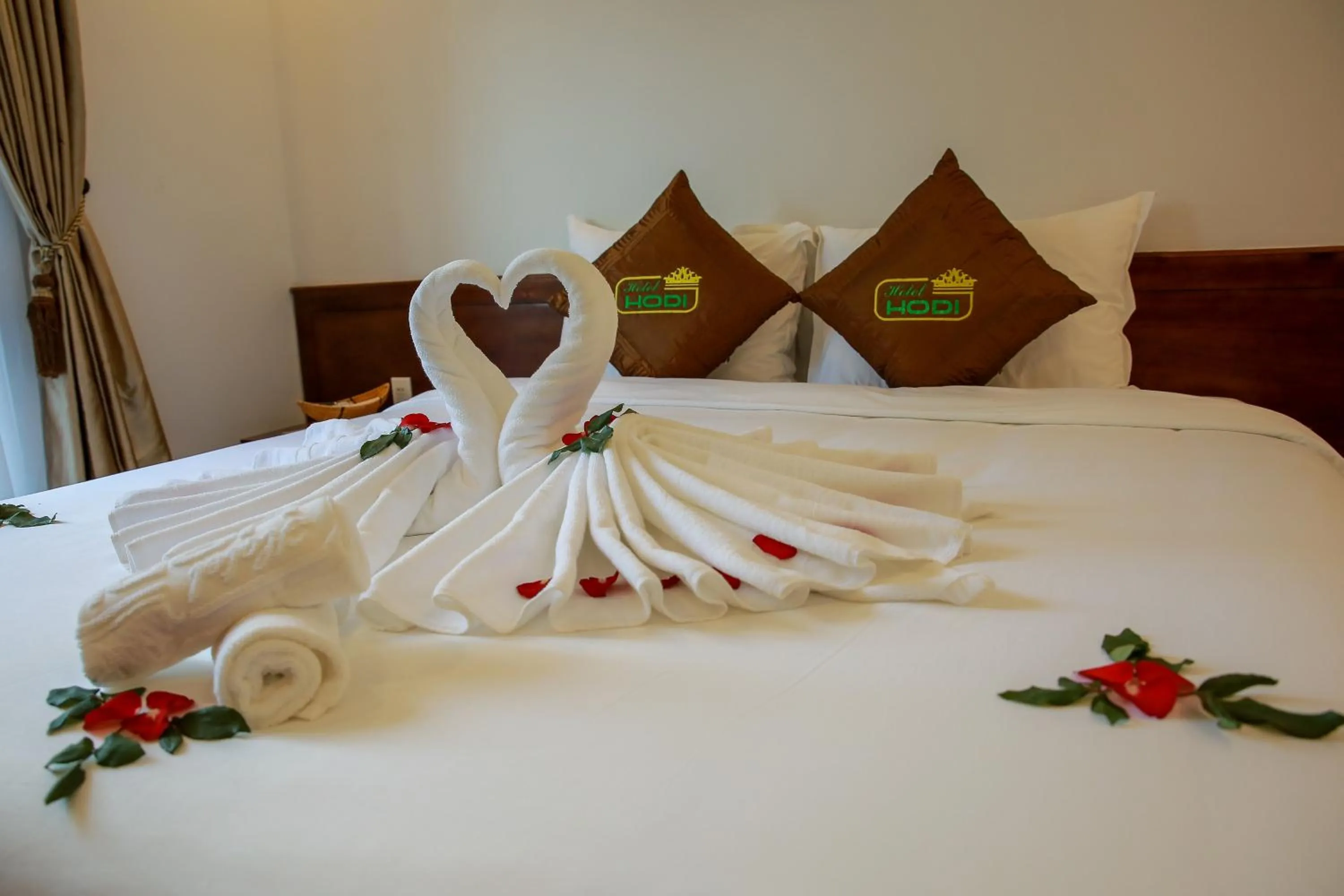 Bedroom, Bed in HODI Hotel