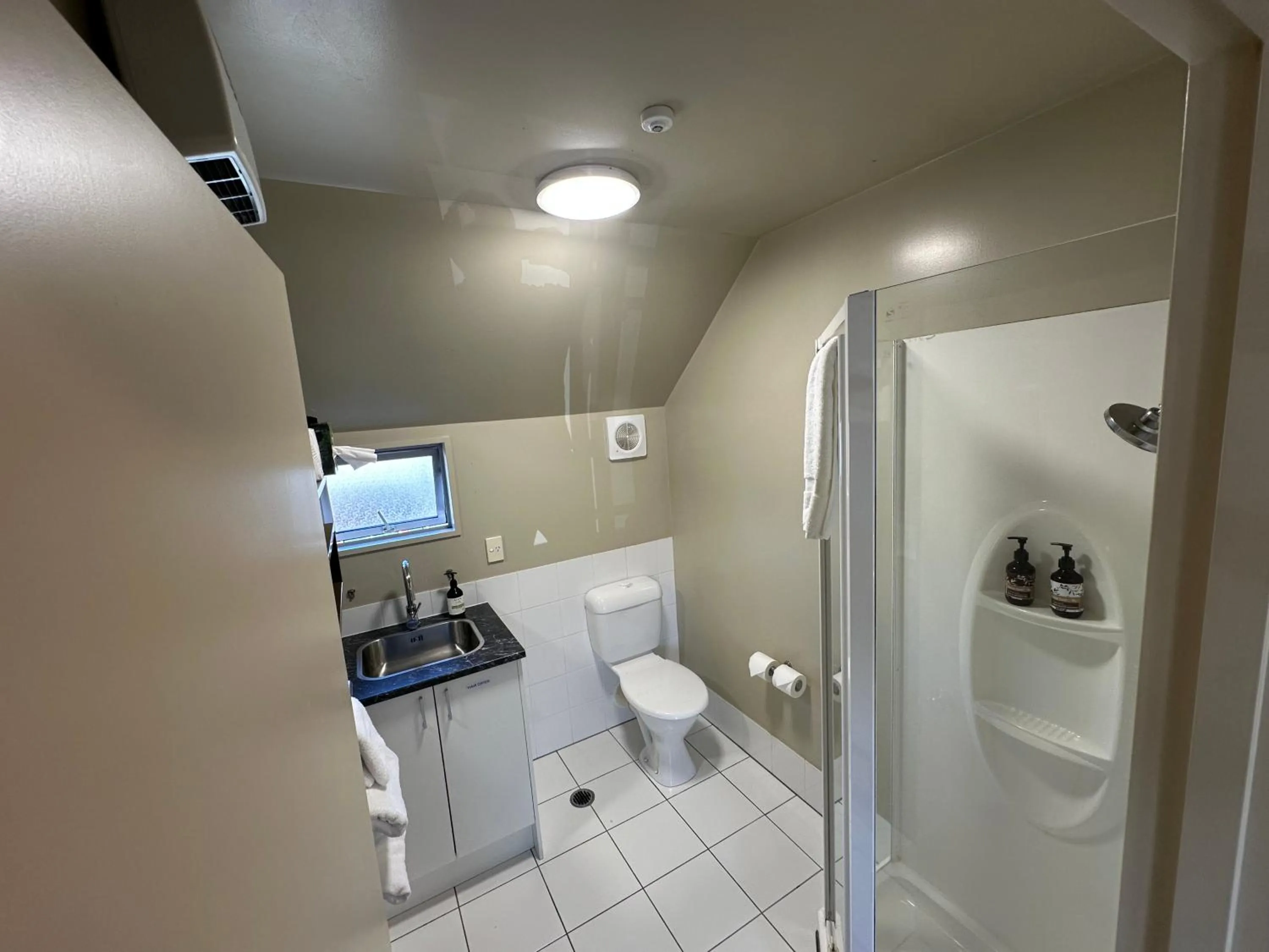 Bathroom in CentrePoint on Colombo