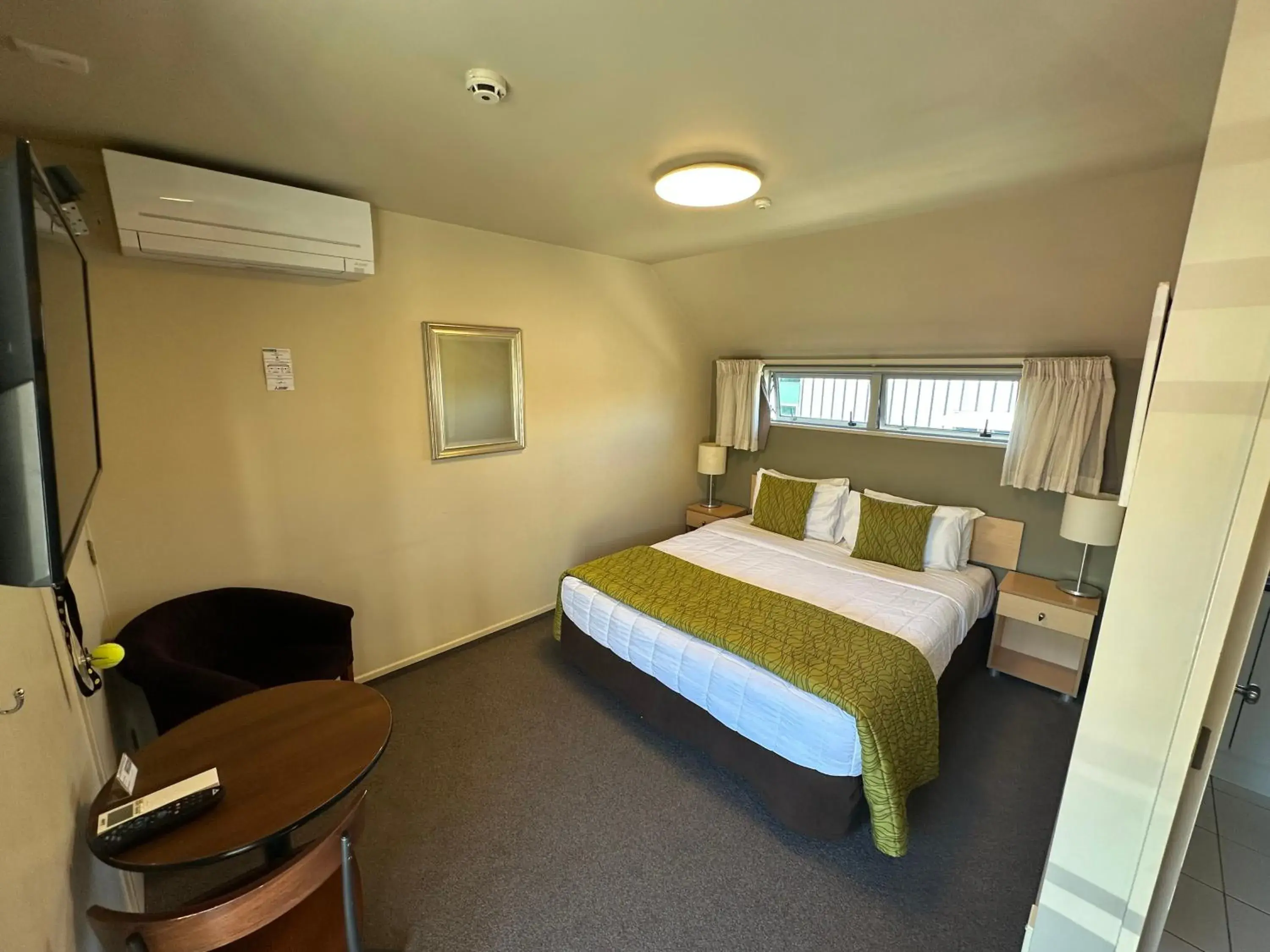 Bedroom, Bed in CentrePoint on Colombo Bedroom, Bed in CentrePoint on Colombo