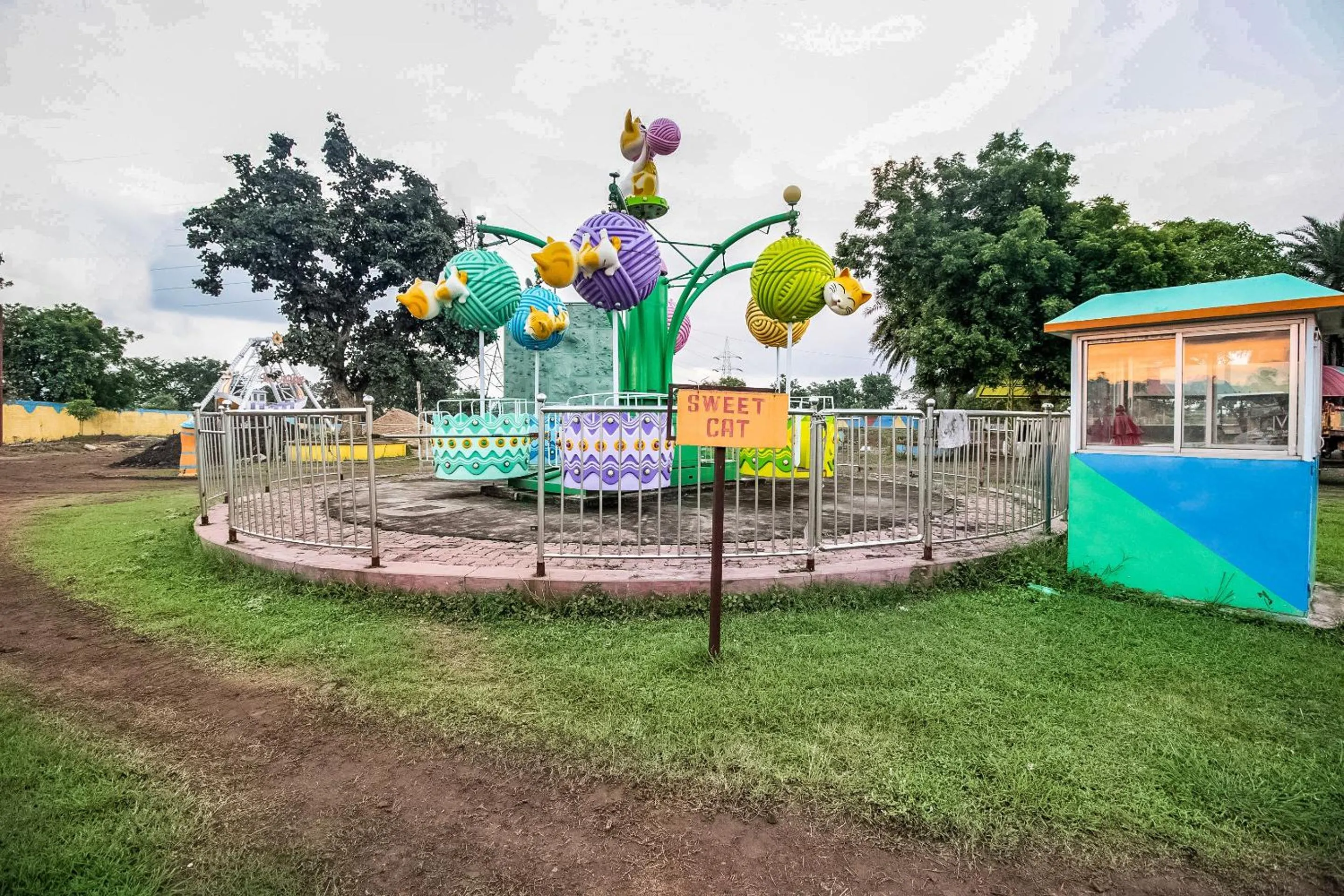 Entertainment in Collection O Panorama Country Club And Resort