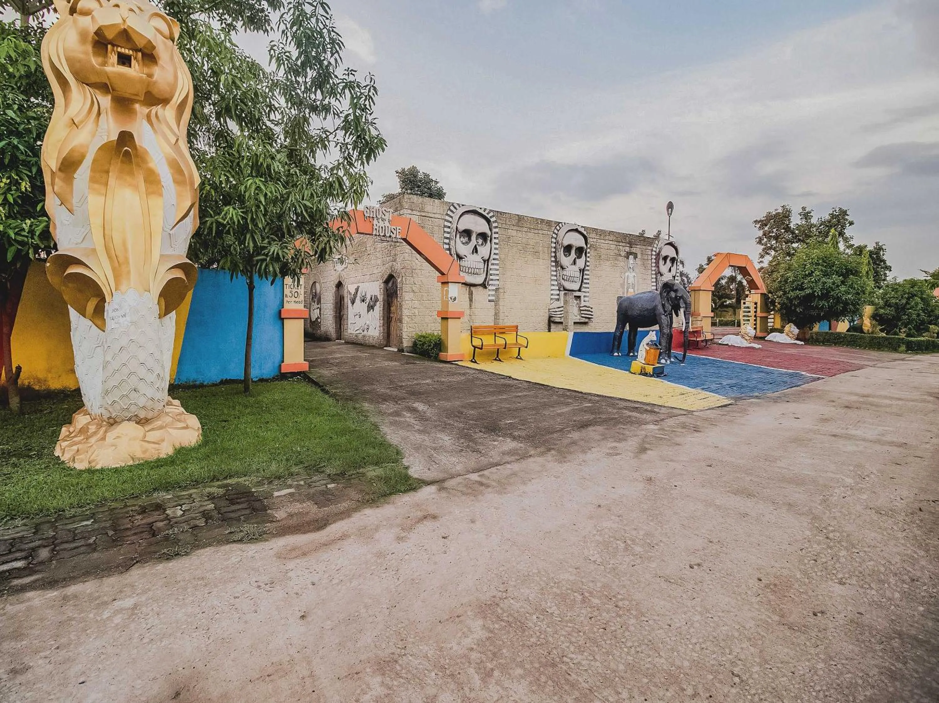Facade/entrance in Collection O Panorama Country Club And Resort