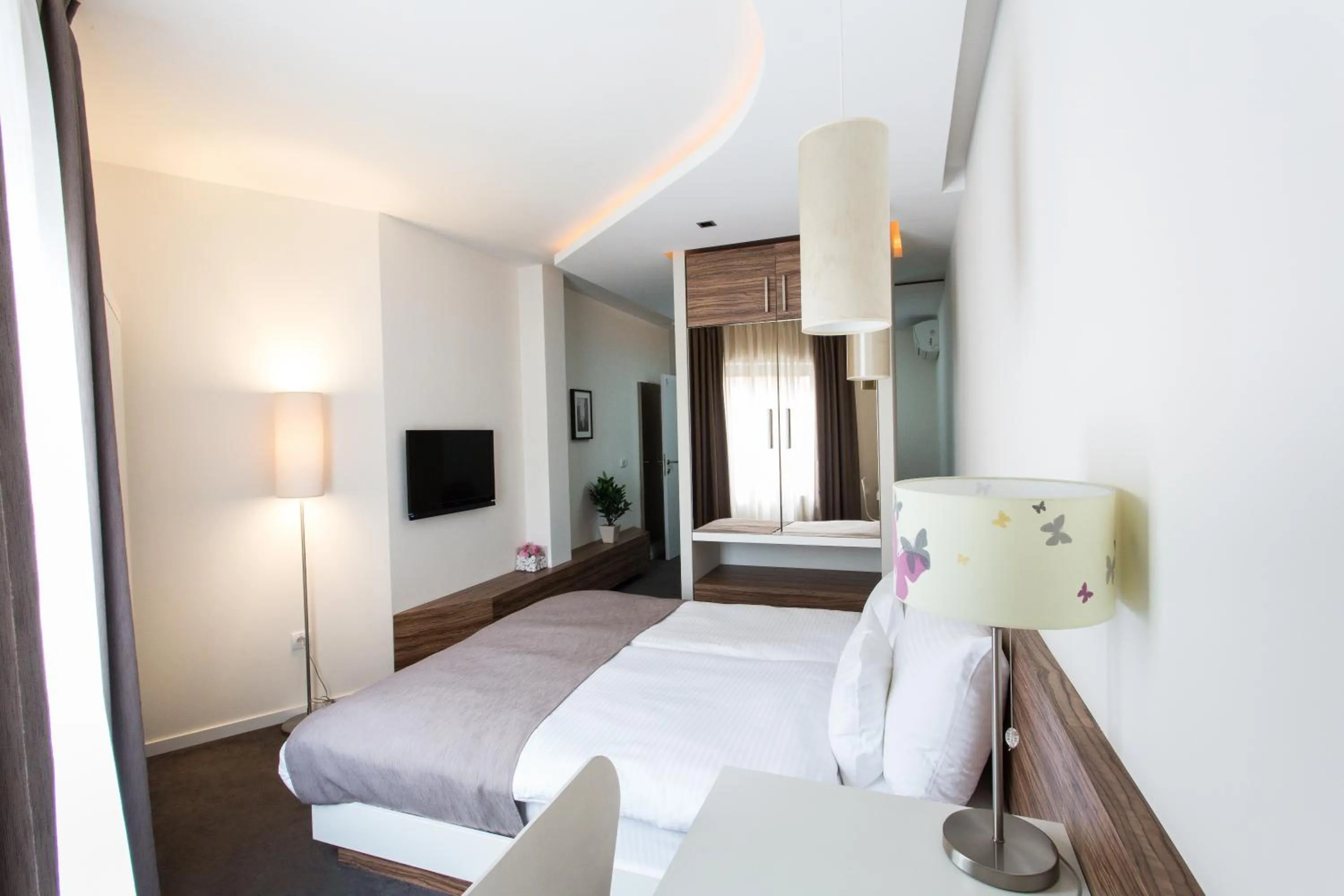 TV and multimedia, Bed in Hotel Sole