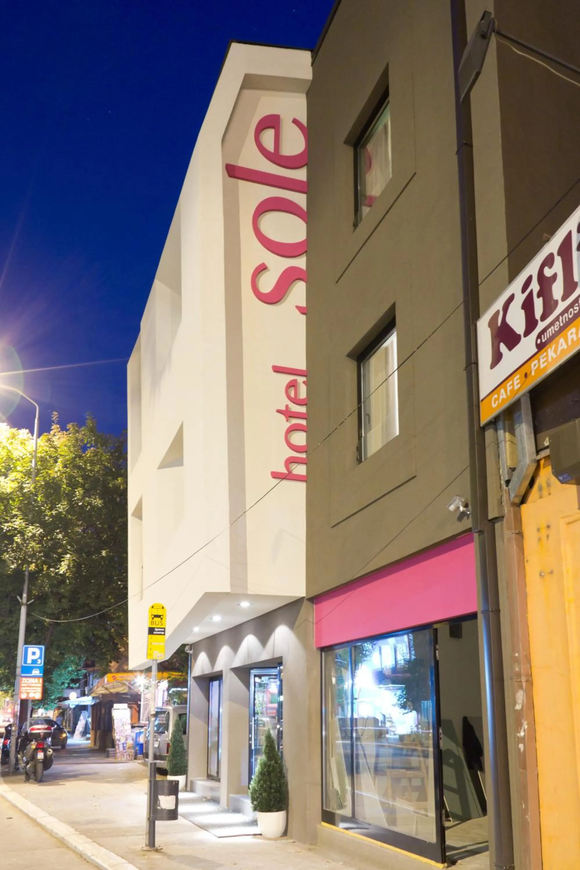 Facade/entrance in Hotel Sole