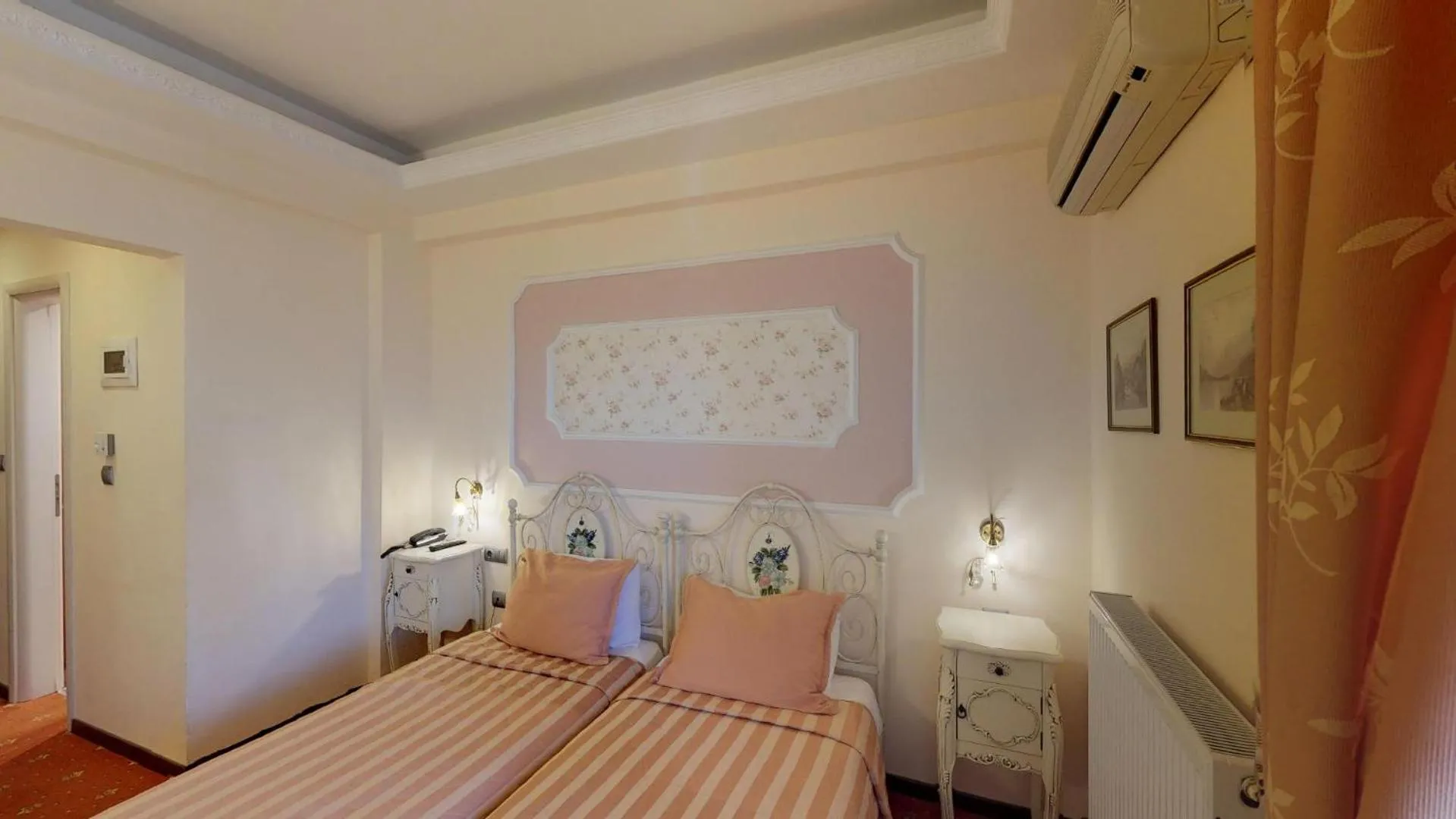 Bed in Hotel Mirto