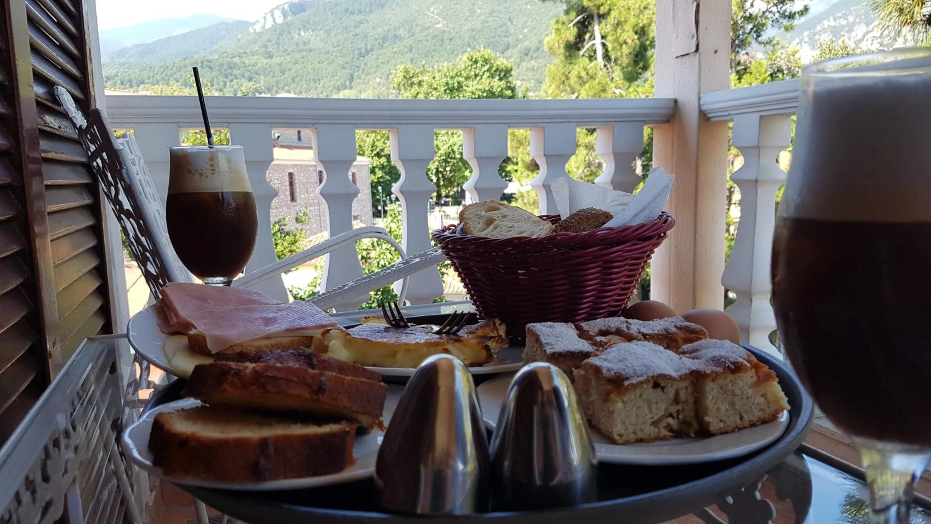 Breakfast in Hotel Mirto