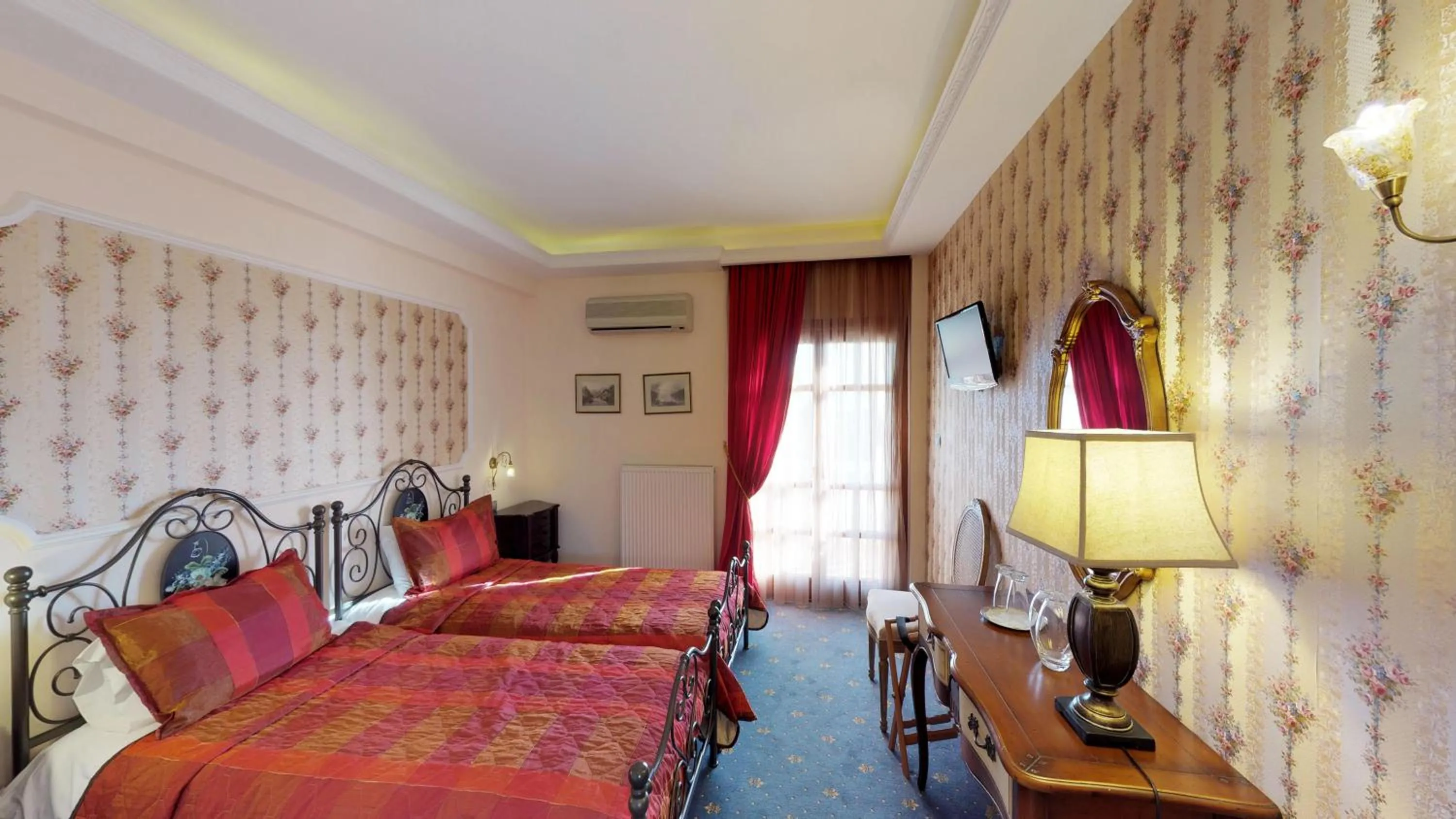 Bed in Hotel Mirto