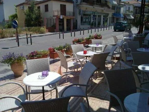 Lounge or bar in Hotel Mirto