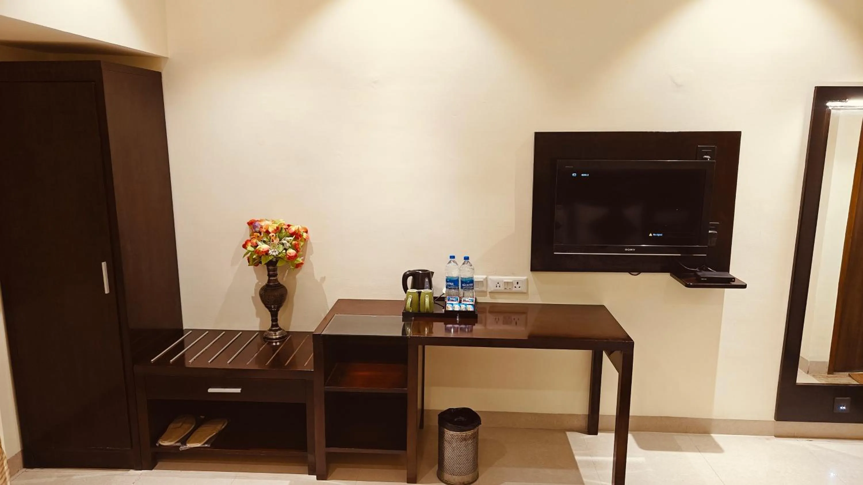 TV and multimedia in Alps Residency - A Bergamont Hotel, Krishnagiri