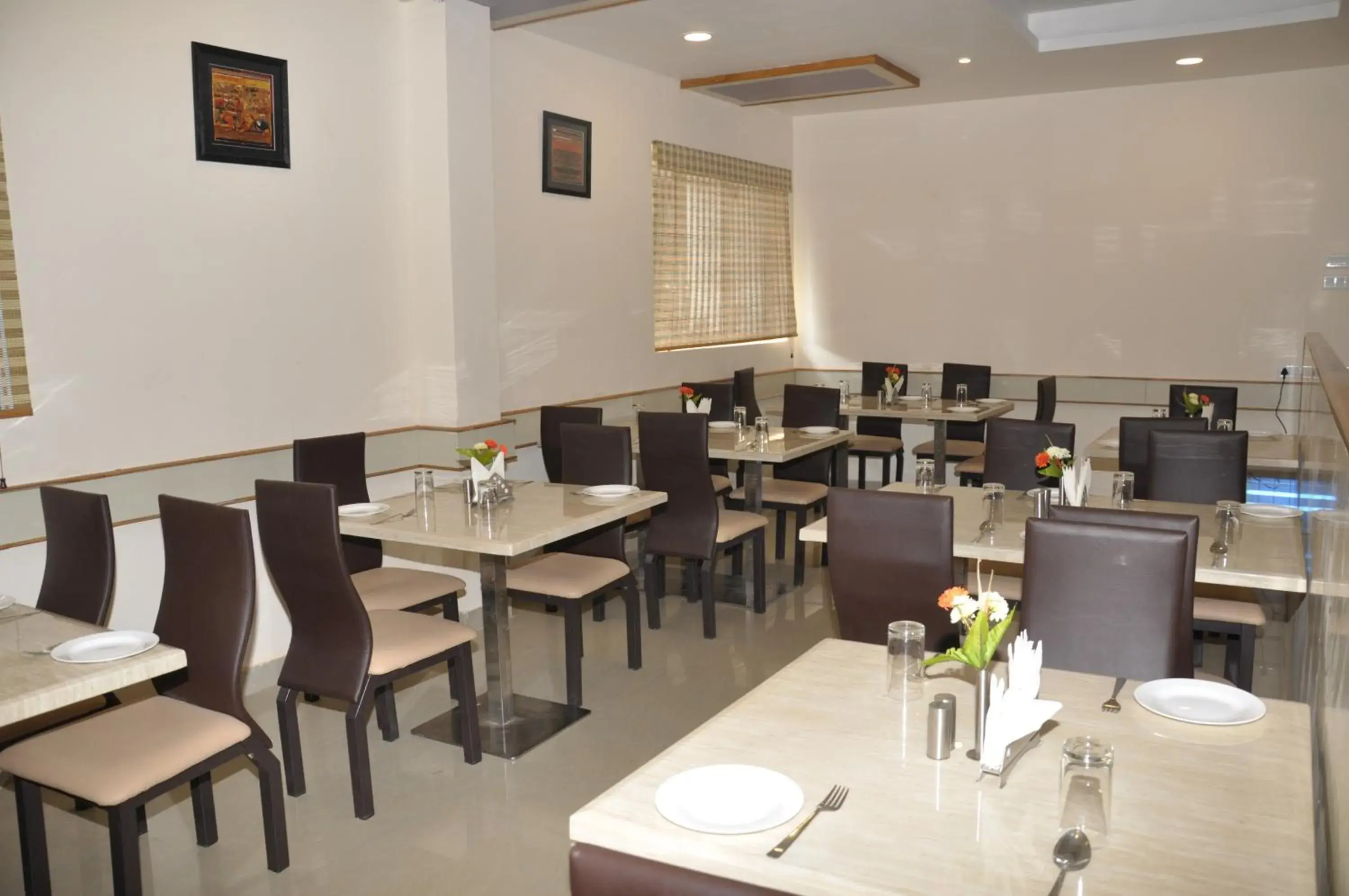 Restaurant/places to eat in Alps Residency - A Bergamont Hotel, Krishnagiri Restaurant/places to eat in Alps Residency - A Bergamont Hotel, Krishnagiri