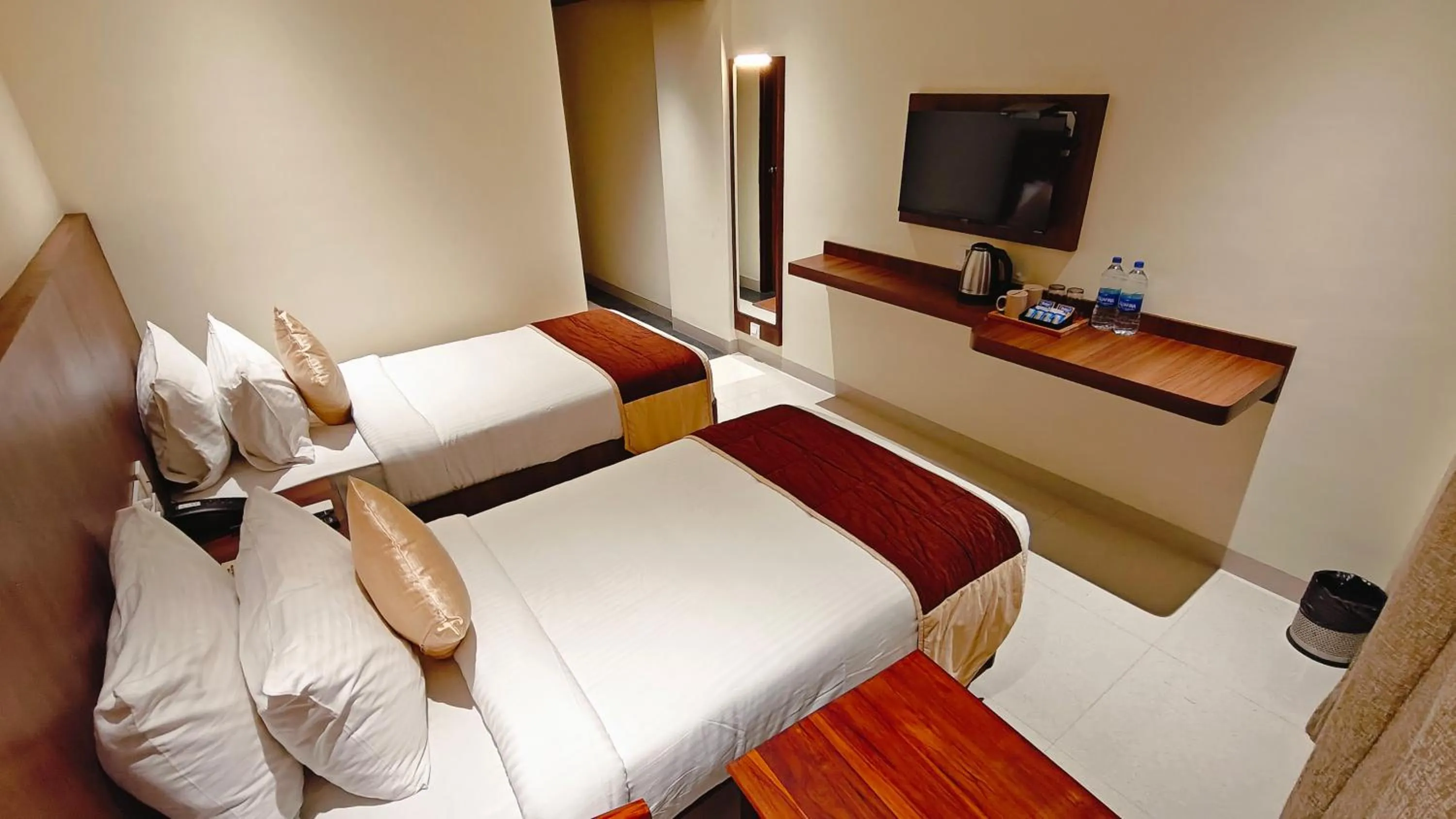 Bed in Alps Residency - A Bergamont Hotel, Krishnagiri