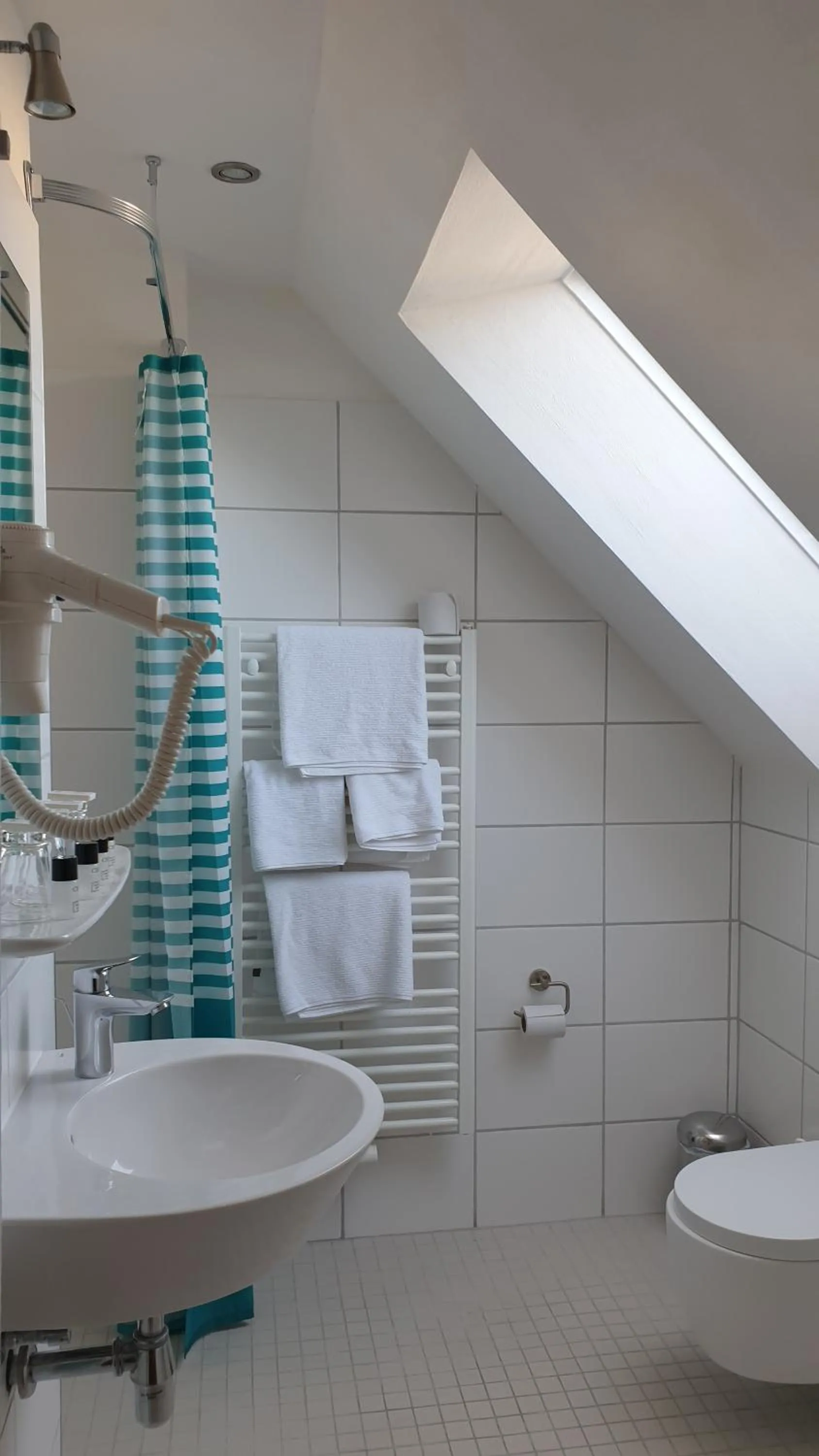 Bathroom in Südhotel