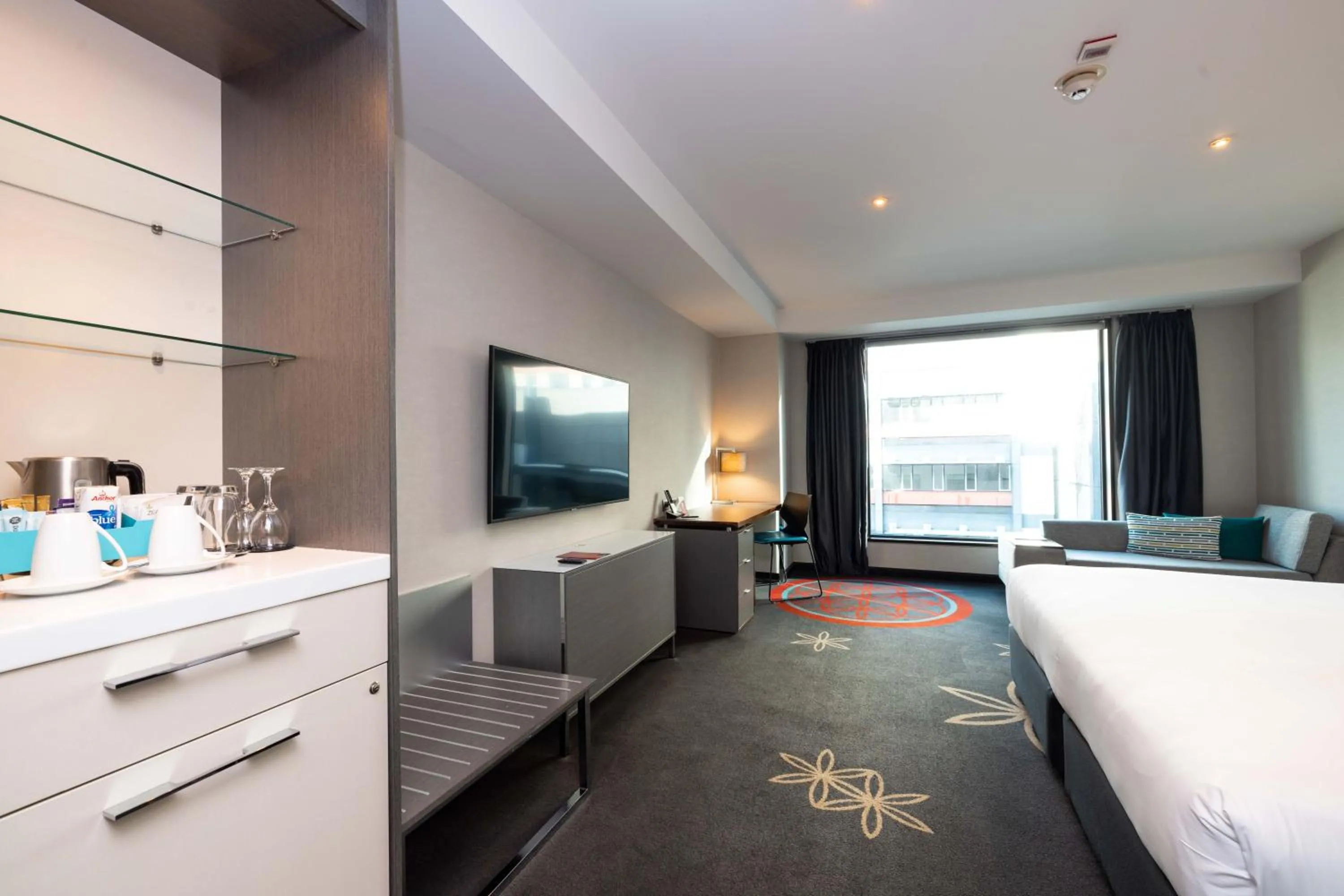 Bedroom, Bed in SkyCity Hotel Auckland