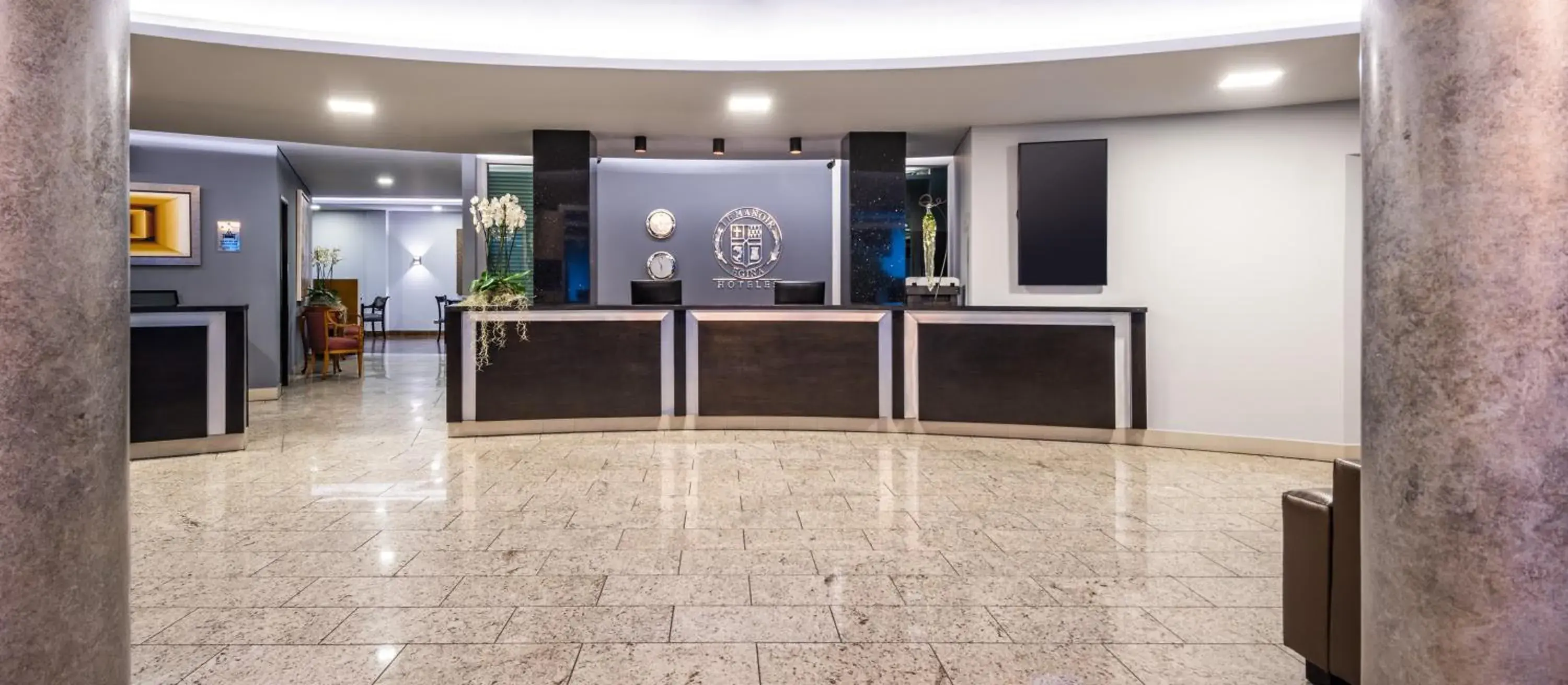 Lobby or reception in Hotel Egina Medellin Lobby or reception in Hotel Egina Medellin