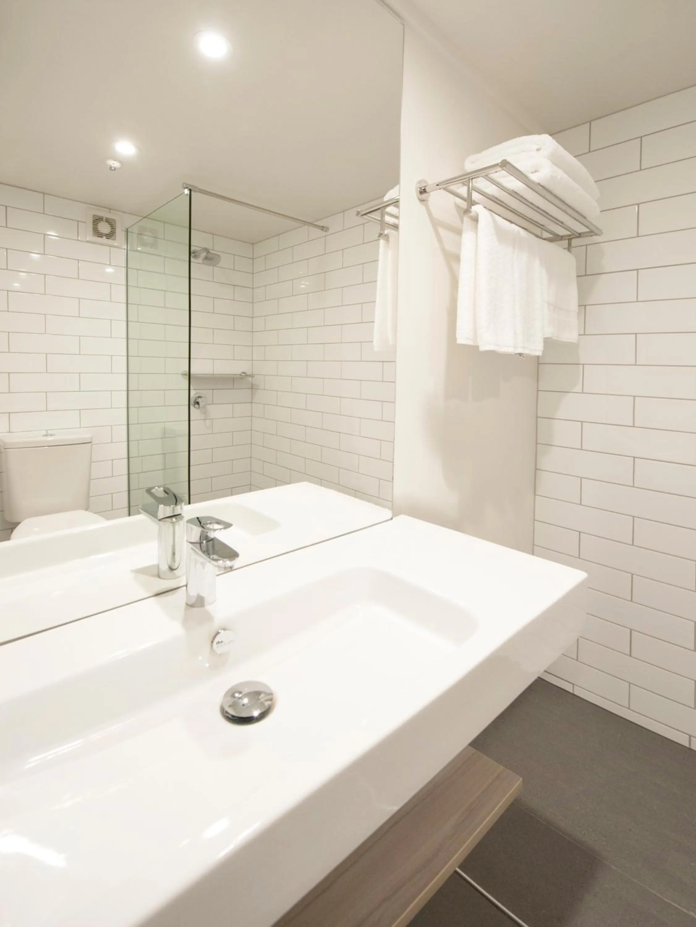 Bathroom in Sudima Hotel Lake Rotorua