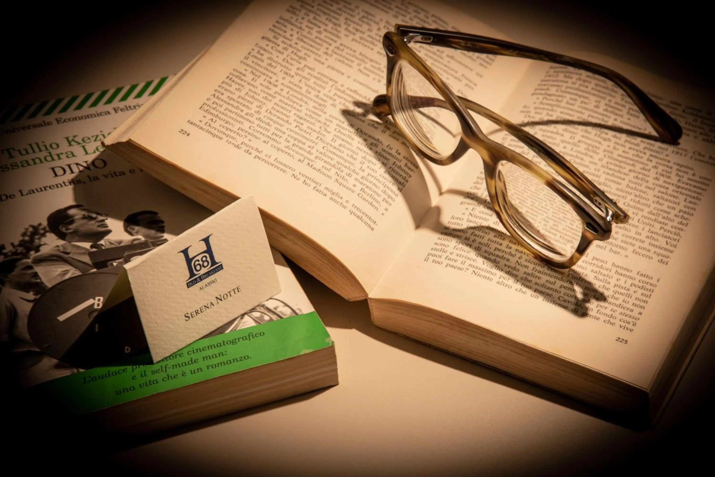 Decorative detail in B&B H68