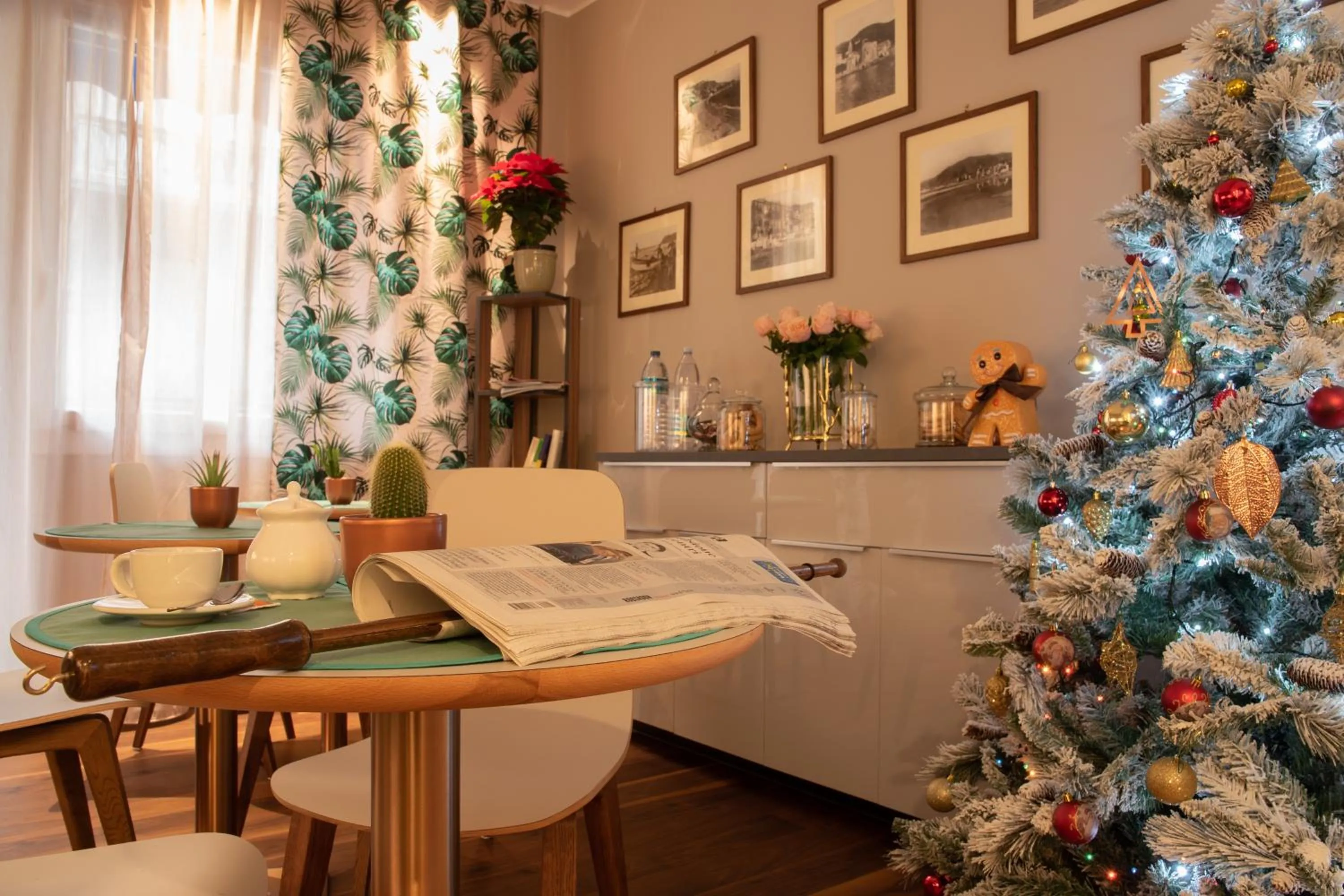 Communal lounge/ TV room in B&B H68