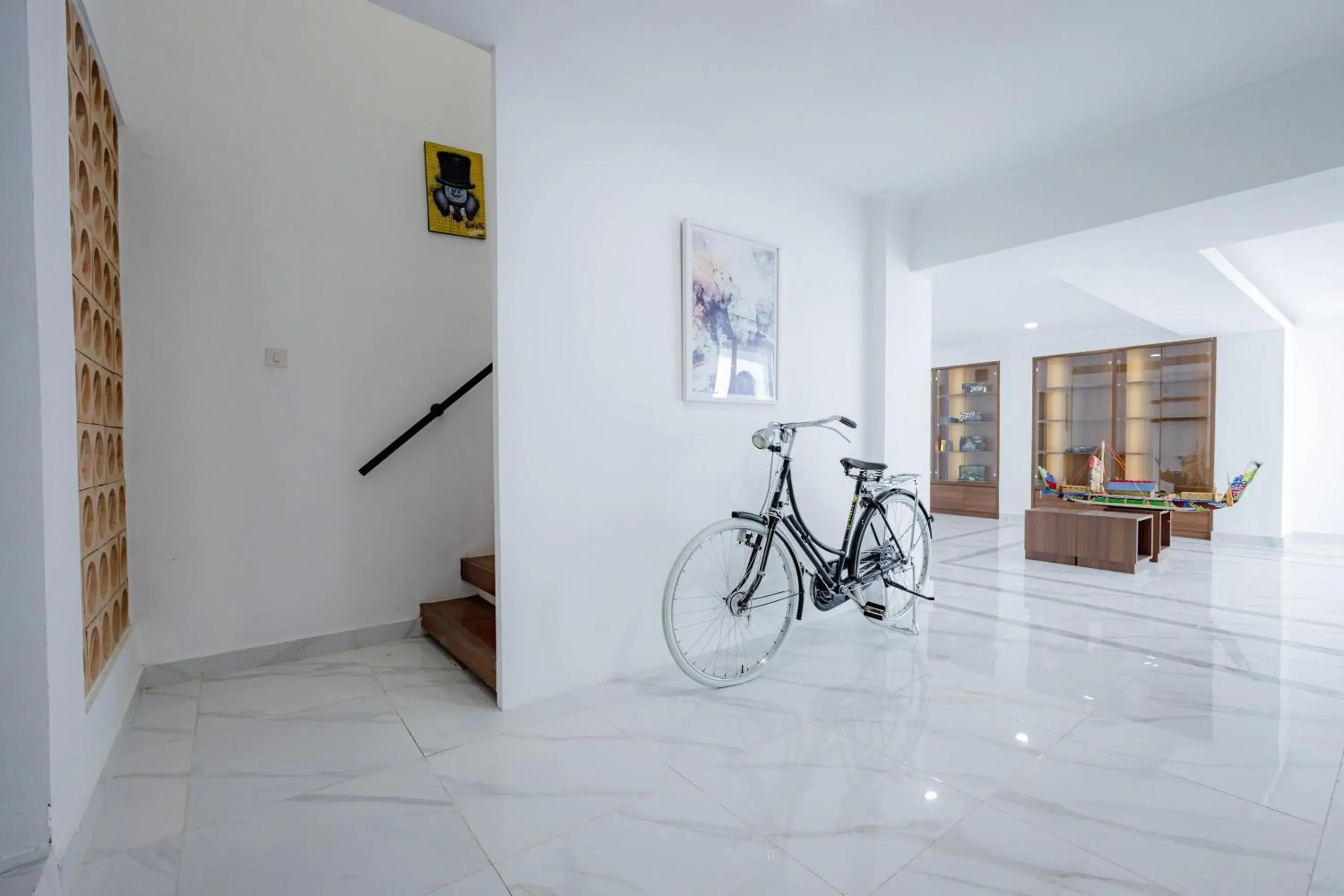 Property building in RedDoorz Plus at Jalan Gatot Subroto Jakarta Property building in RedDoorz Plus at Jalan Gatot Subroto Jakarta