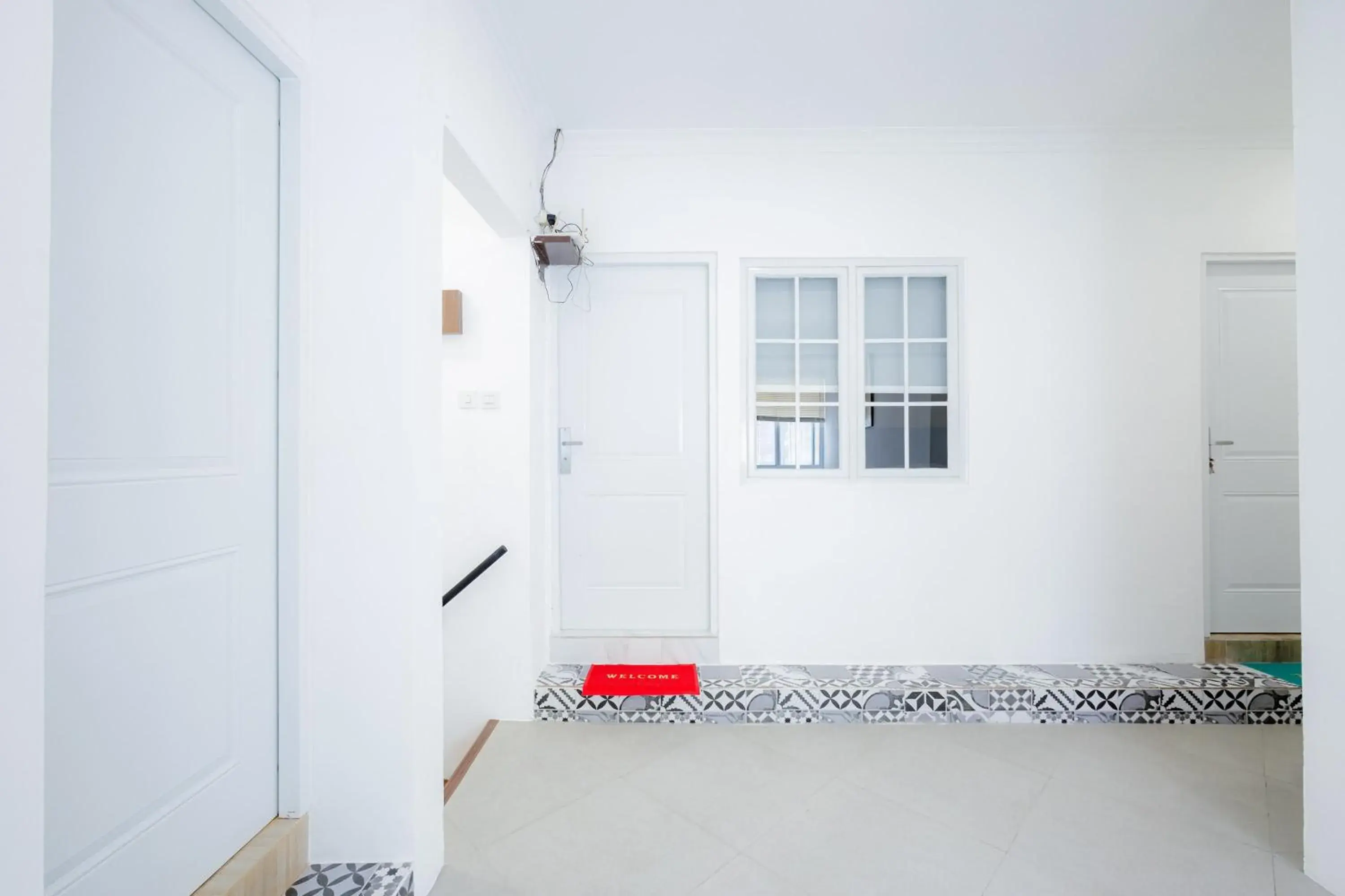 Property building in RedDoorz Plus at Jalan Gatot Subroto Jakarta Property building in RedDoorz Plus at Jalan Gatot Subroto Jakarta