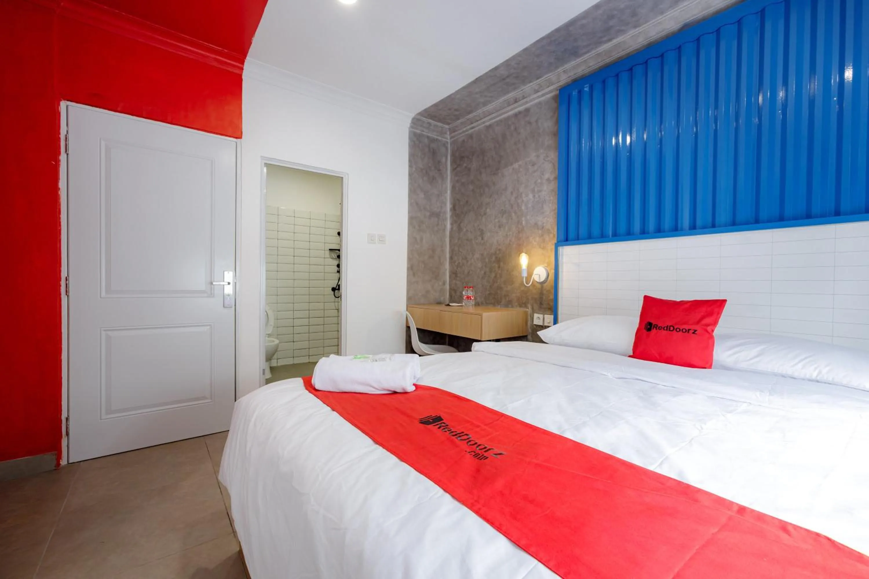 Bed in RedDoorz Plus at Jalan Gatot Subroto Jakarta