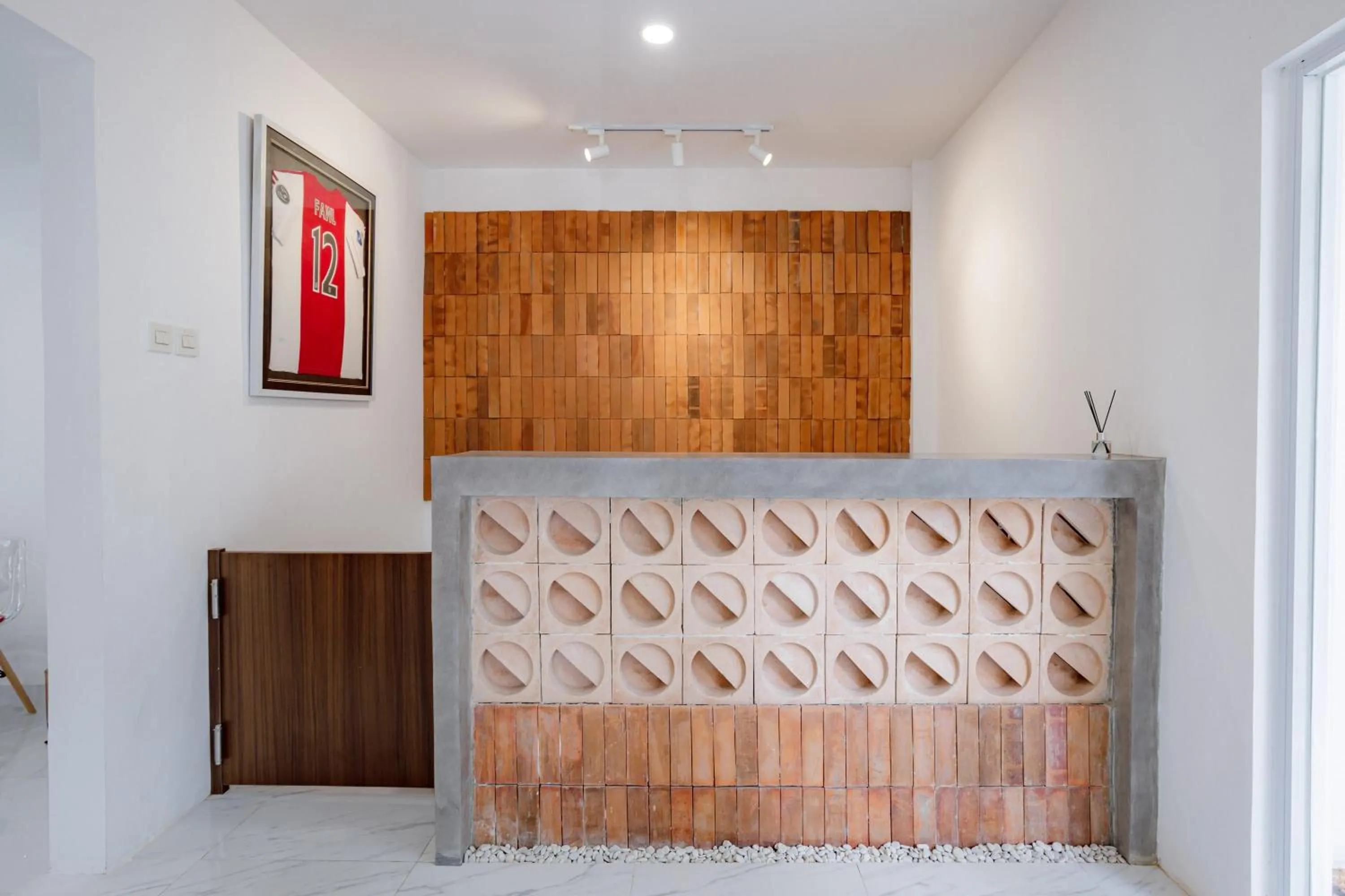 Property building in RedDoorz Plus at Jalan Gatot Subroto Jakarta