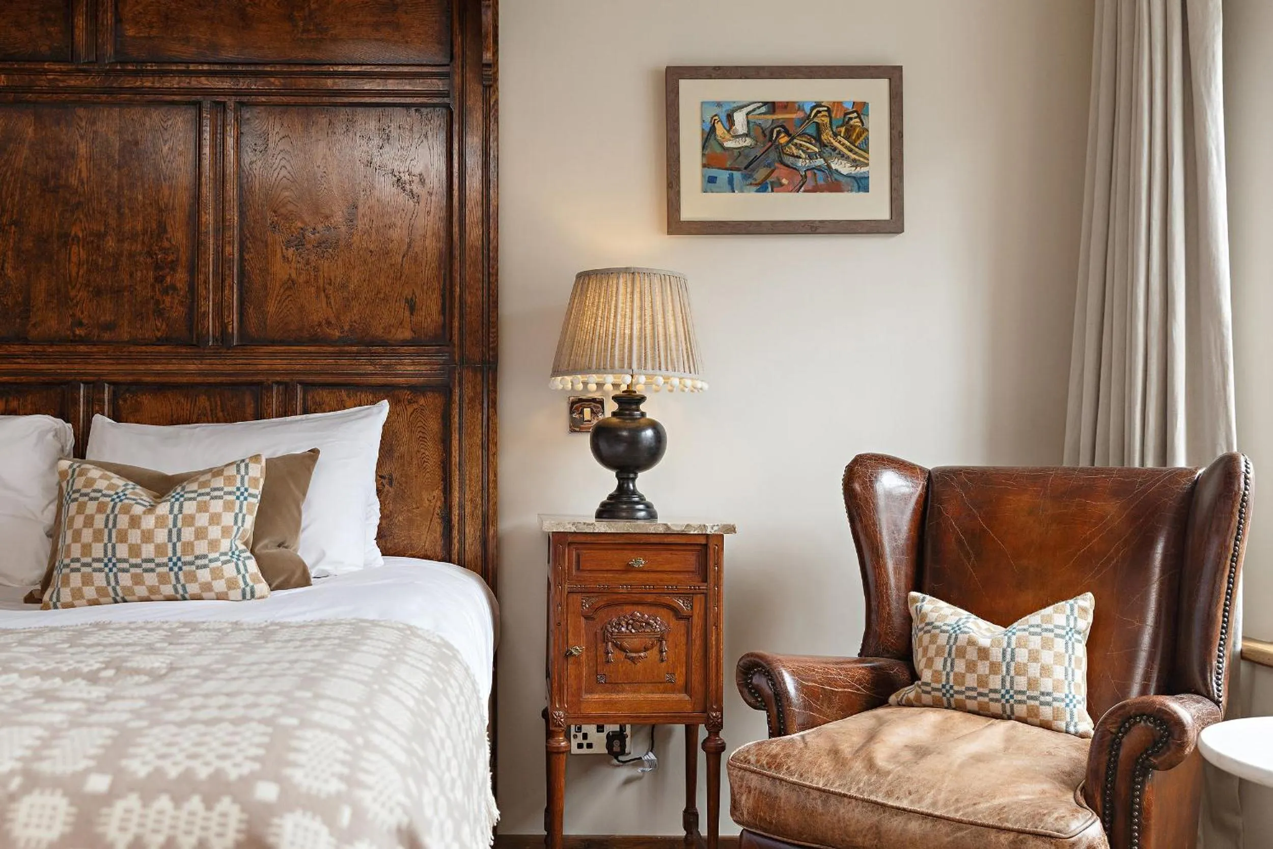 Seating area, Bed in Byfords